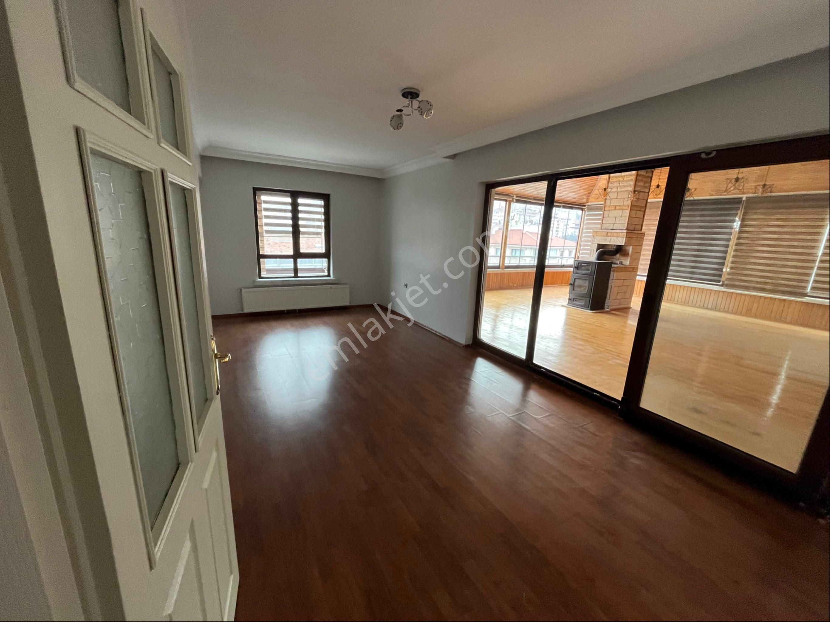 Balgat Cevizlidere Cadde Üzerinde 5+1 Satılık Dubleks - Görsel 17