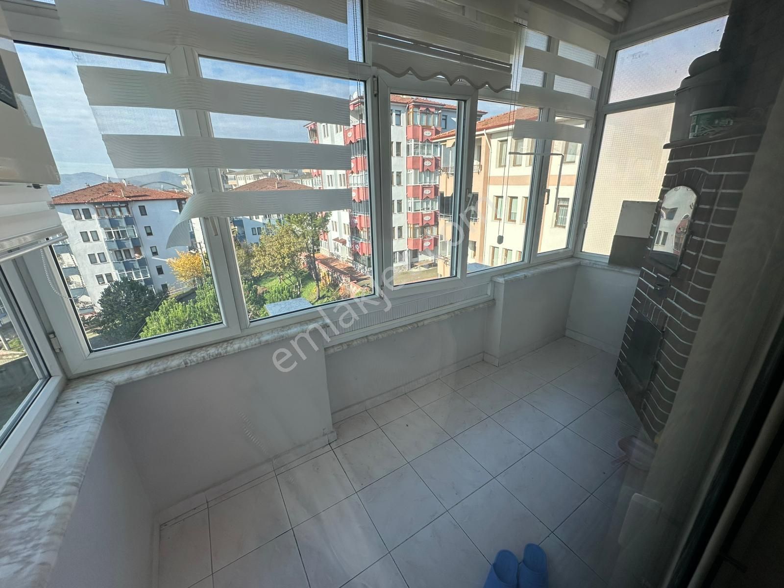 Bilgin Emlaktan Merkezi Konumda Full Eşyalı Geniş Uygun Fiyatlı 3+1 Satılık Daire - Görsel 19