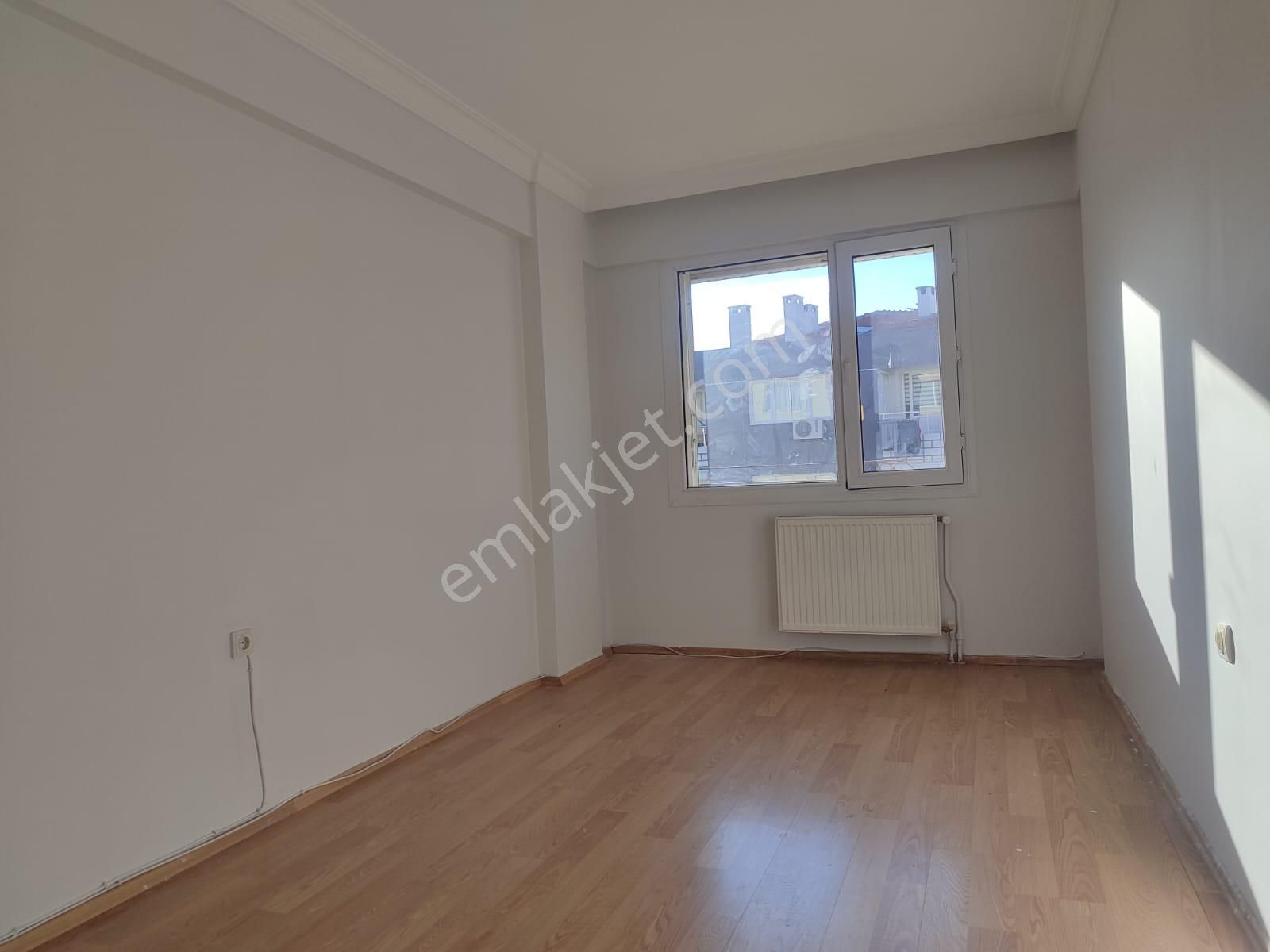 Teleferik Mh. Pazar Yeri Yakınında Genç Binada 120 M2 3+1 Arakat Daire - Görsel 11