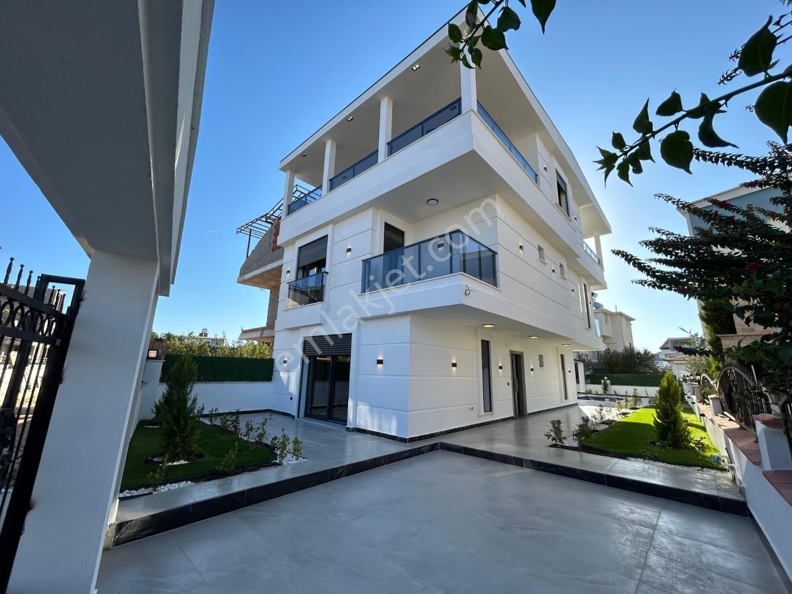 ❗️tam Müstakil 5+1 Triplex Villa Müstakil Havuzlu Plaja 1 Km❗️