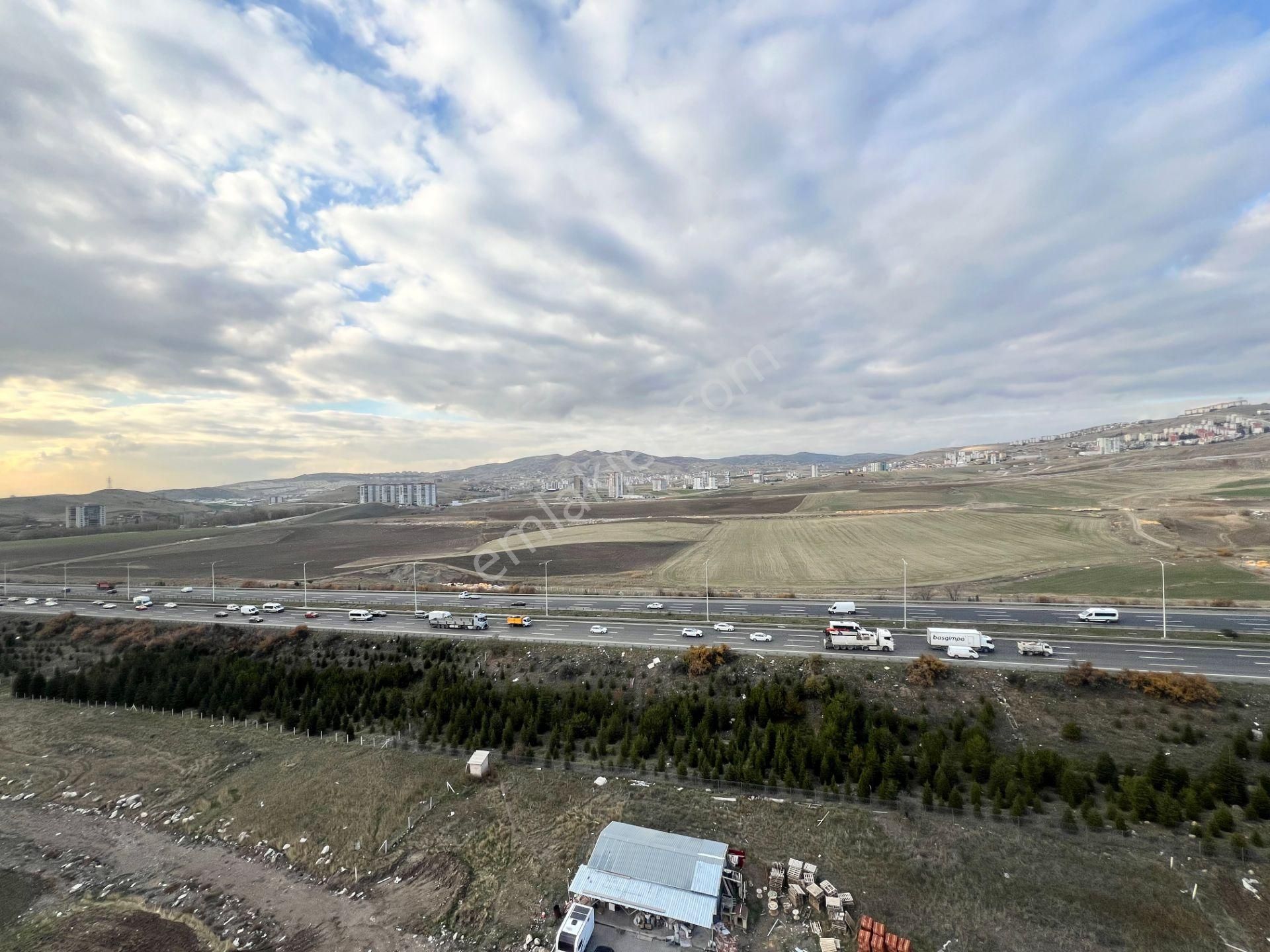 Cihandan Ovacık'ta Bulvar Yakını Sıfır 4+1 Daire - Görsel 10