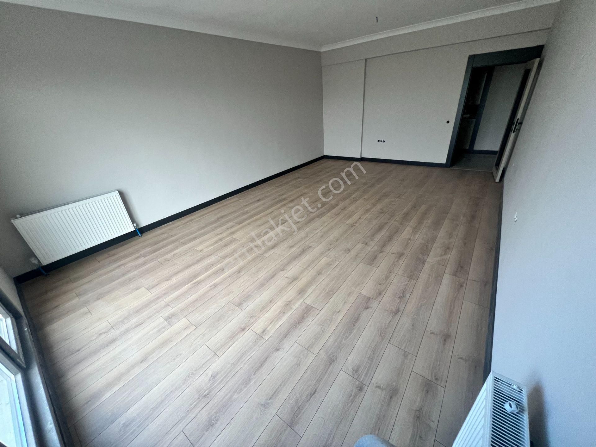 Cihandan Ovacık'ta Bulvar Yakını Sıfır 4+1 Daire - Görsel 16