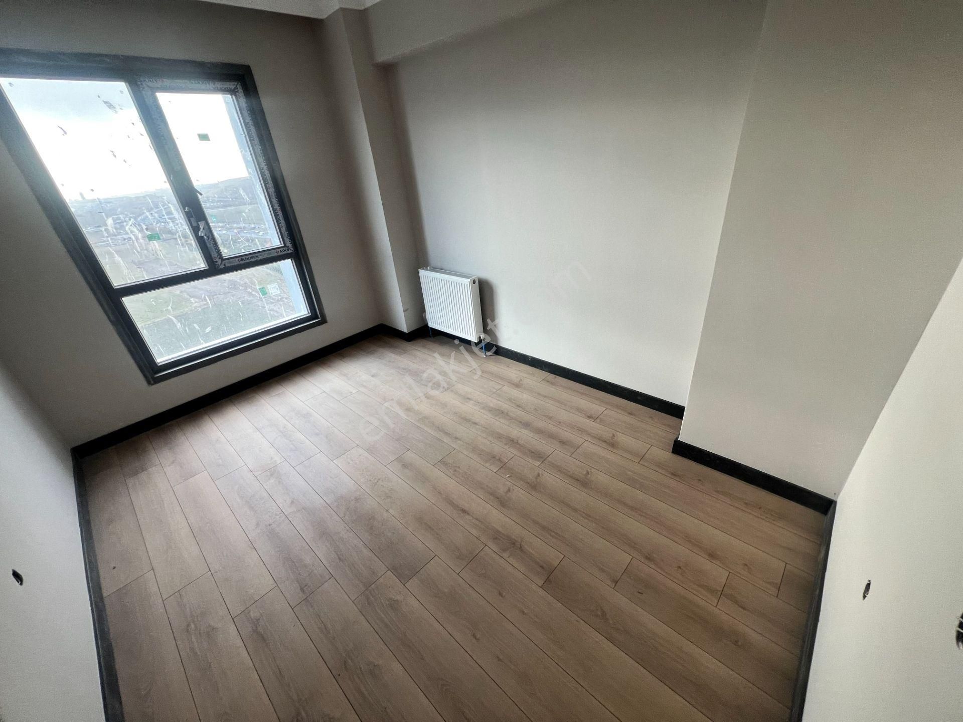 Cihandan Ovacık'ta Bulvar Yakını Sıfır 4+1 Daire - Görsel 21