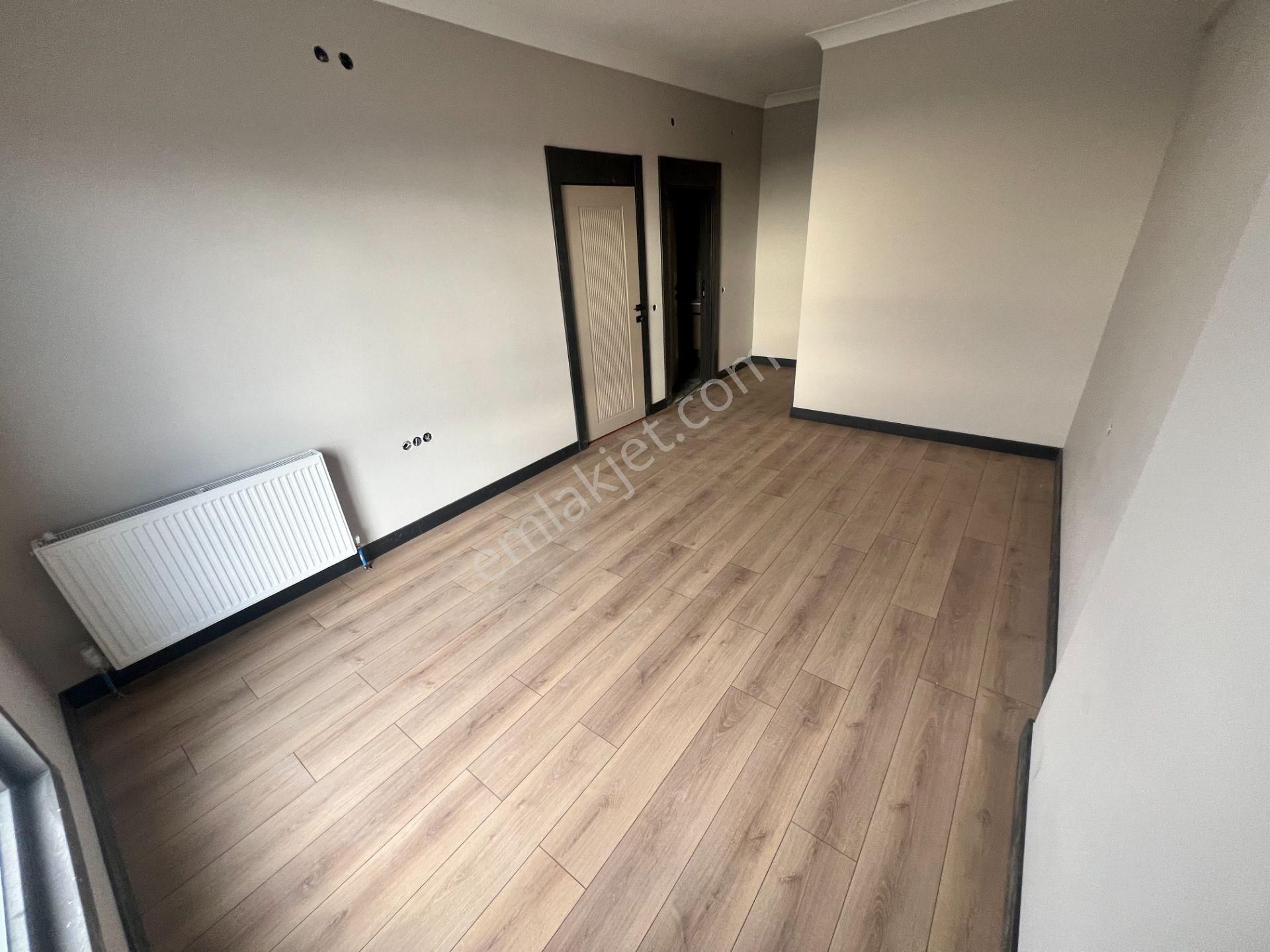 Cihandan Ovacık'ta Bulvar Yakını Sıfır 4+1 Daire - Görsel 31