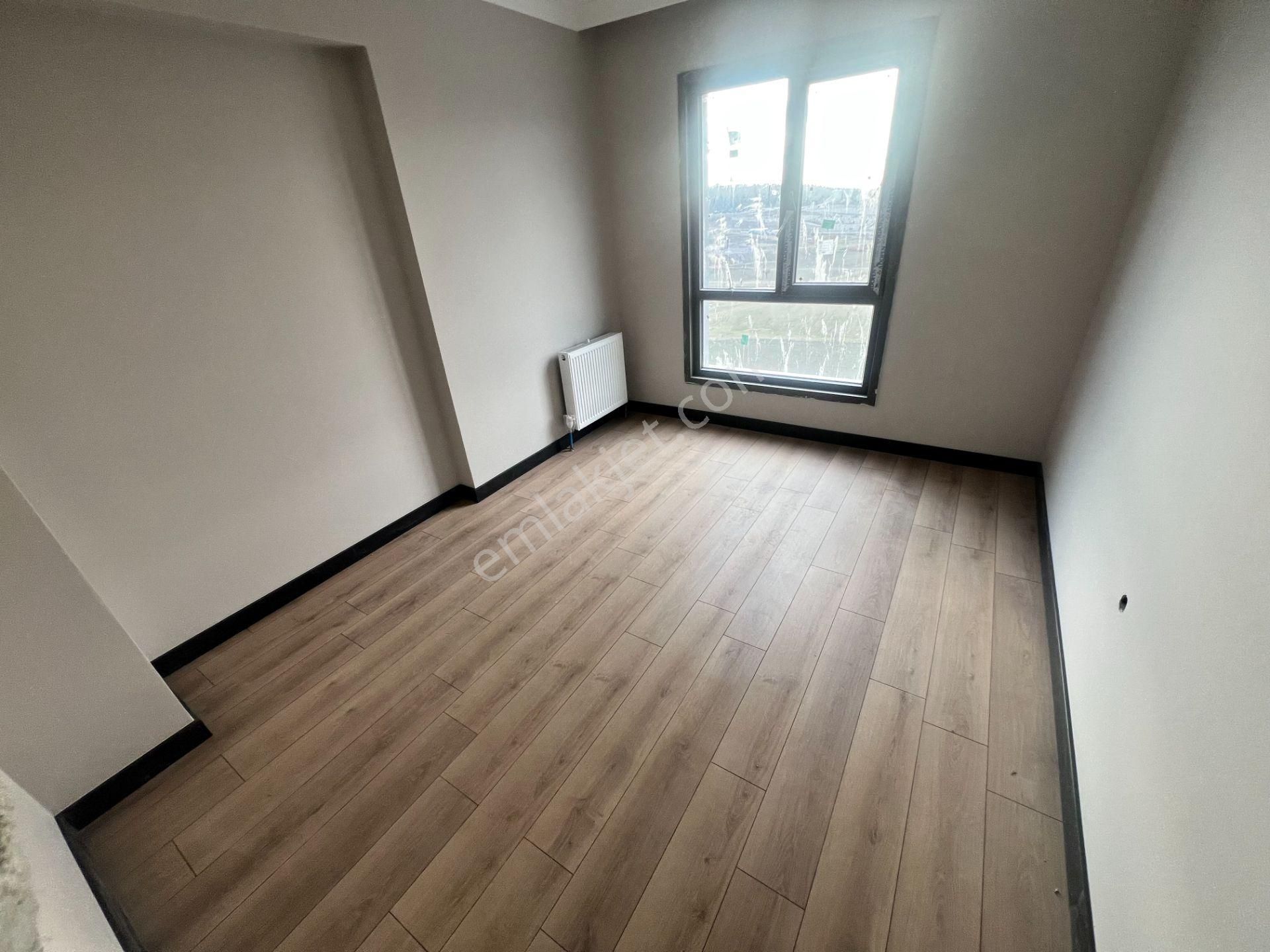 Cihandan Ovacık'ta Bulvar Yakını Sıfır 4+1 Daire - Görsel 25