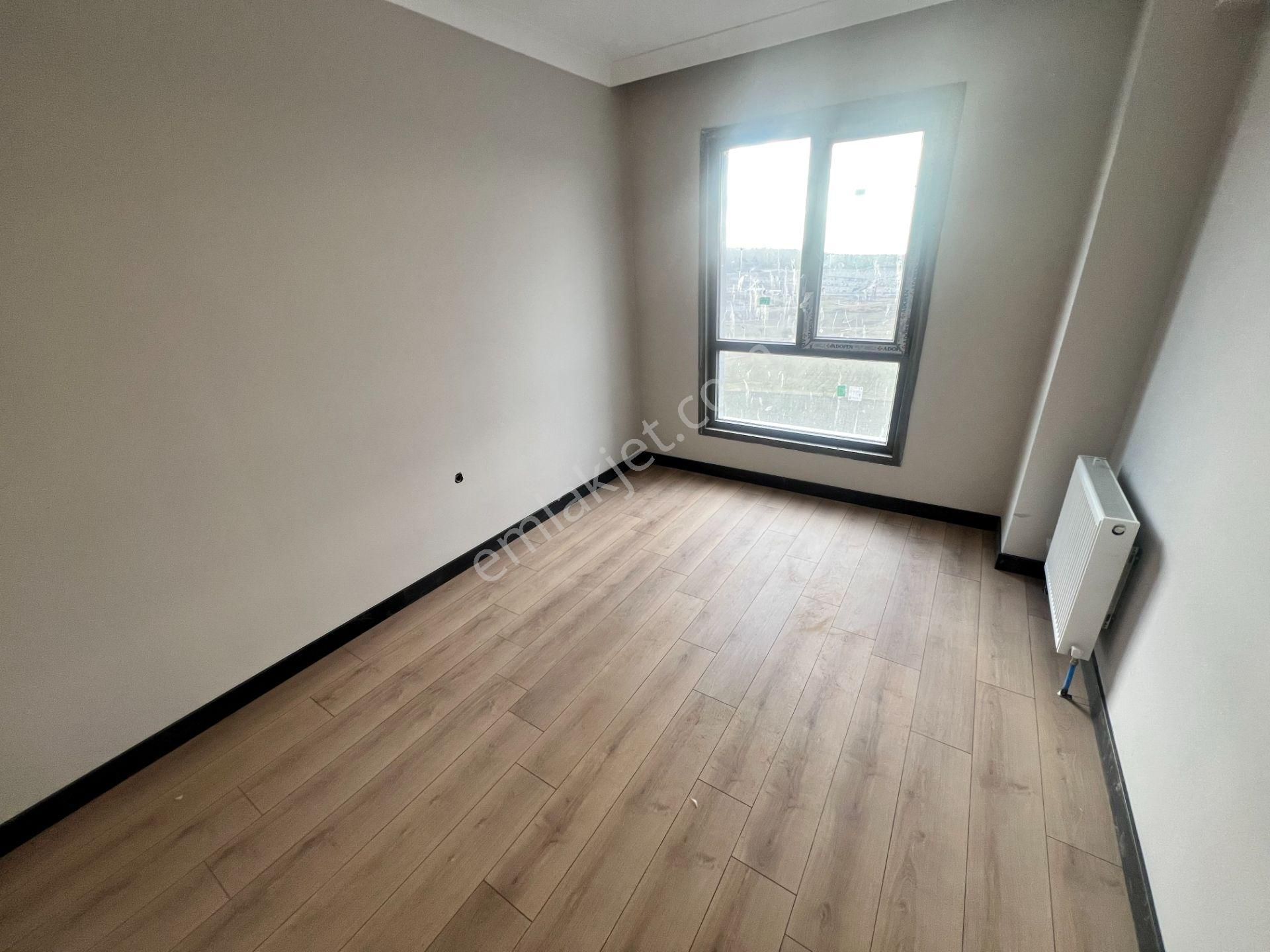 Cihandan Ovacık'ta Bulvar Yakını Sıfır 4+1 Daire - Görsel 22