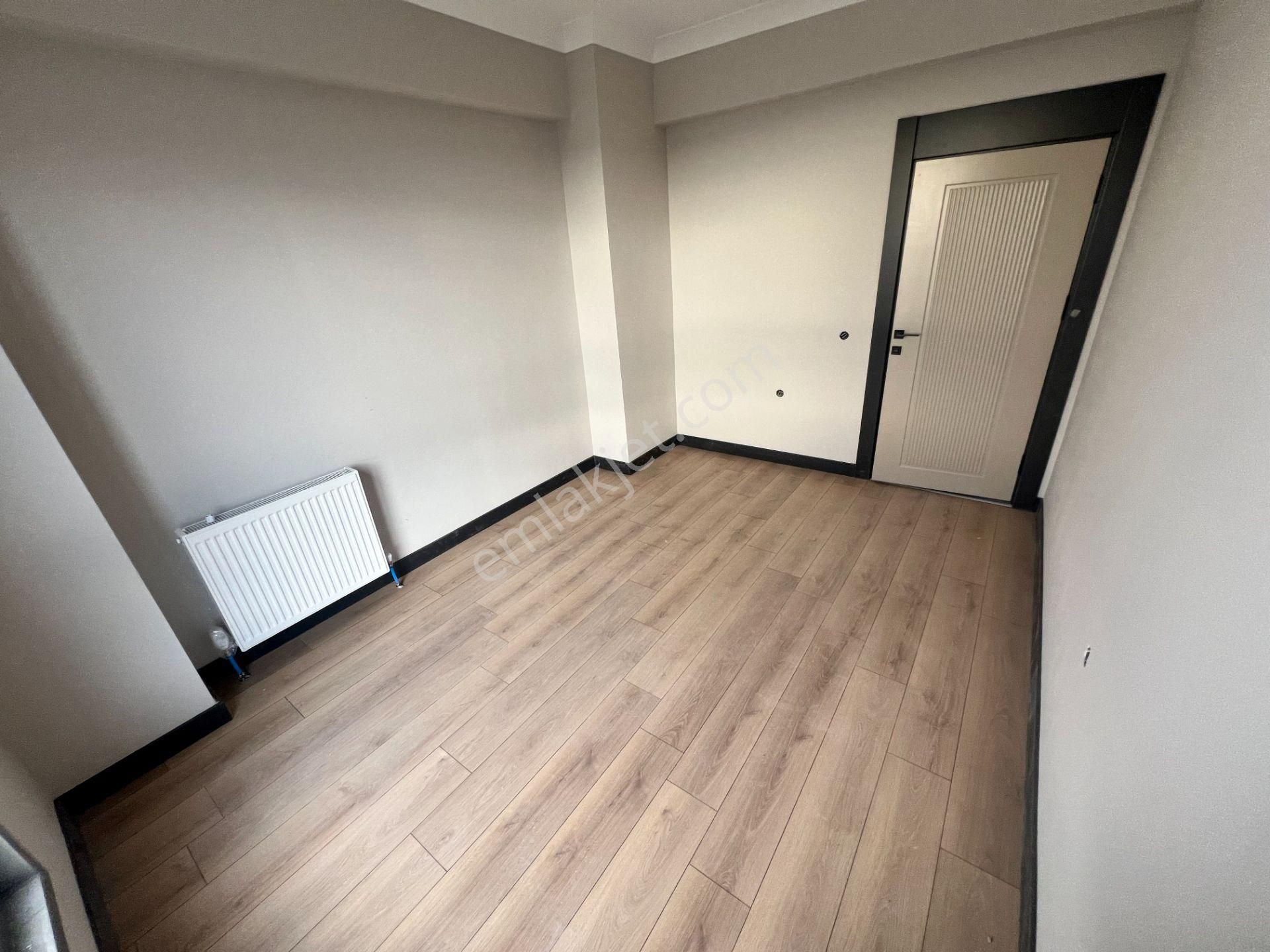 Cihandan Ovacık'ta Bulvar Yakını Sıfır 4+1 Daire - Görsel 24