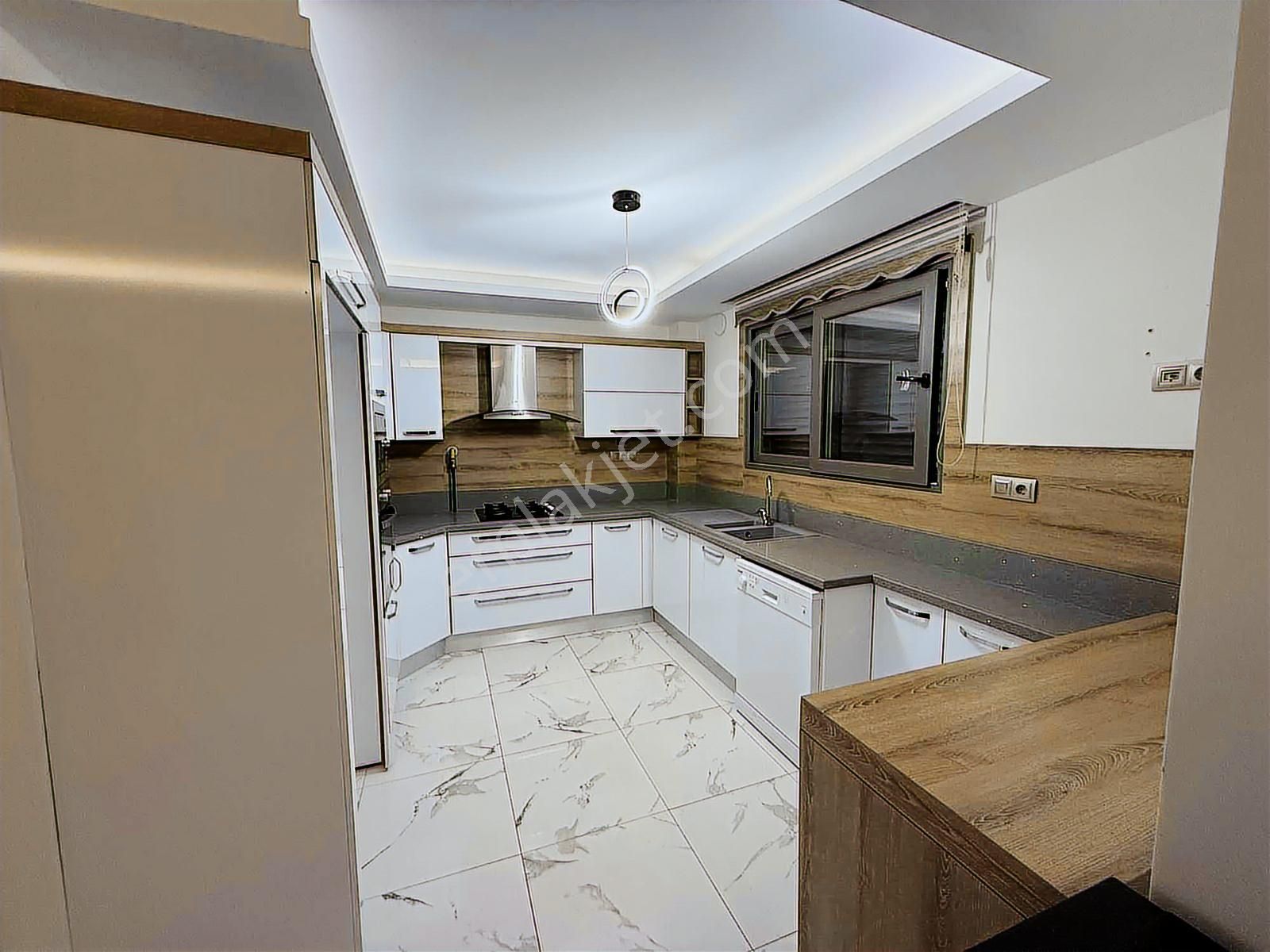 Kuşadası Karaova Avm Yakını Satılık 75 M2 Tabanlı 3+1 Villa - Görsel 12