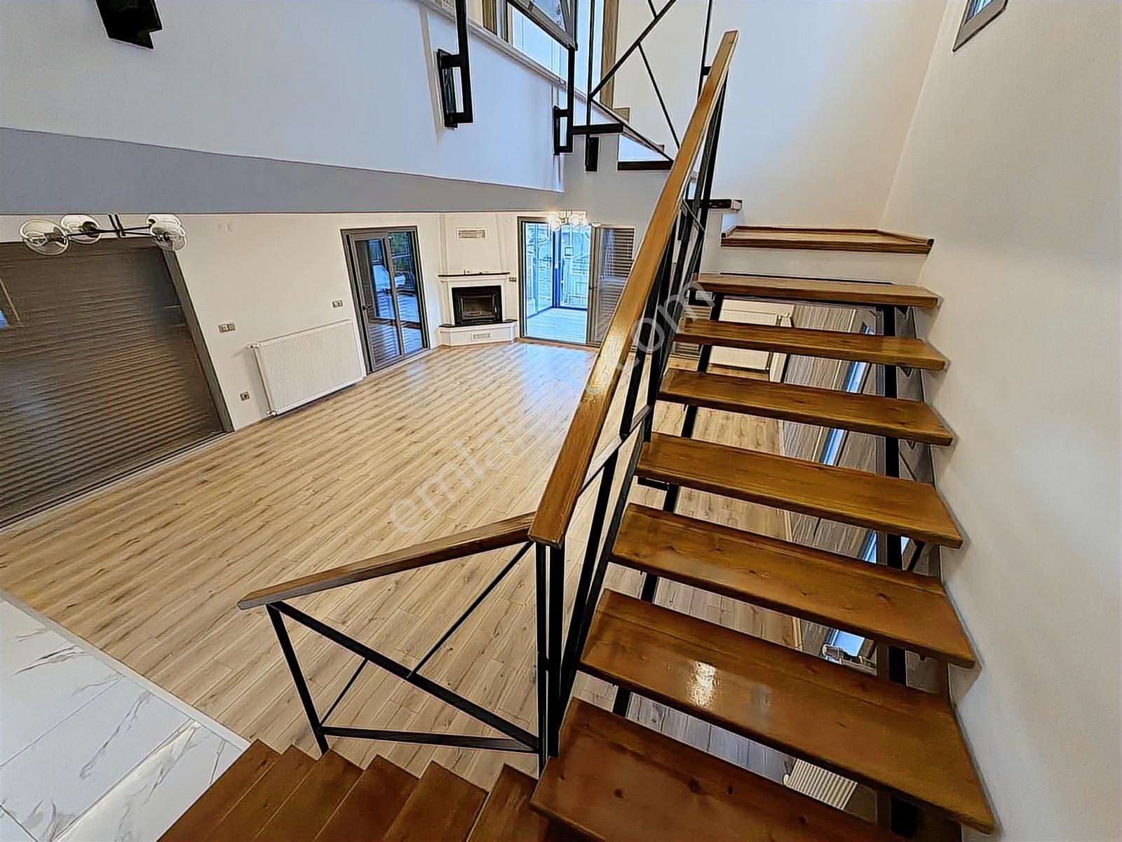 Kuşadası Karaova Avm Yakını Satılık 75 M2 Tabanlı 3+1 Villa - Görsel 10