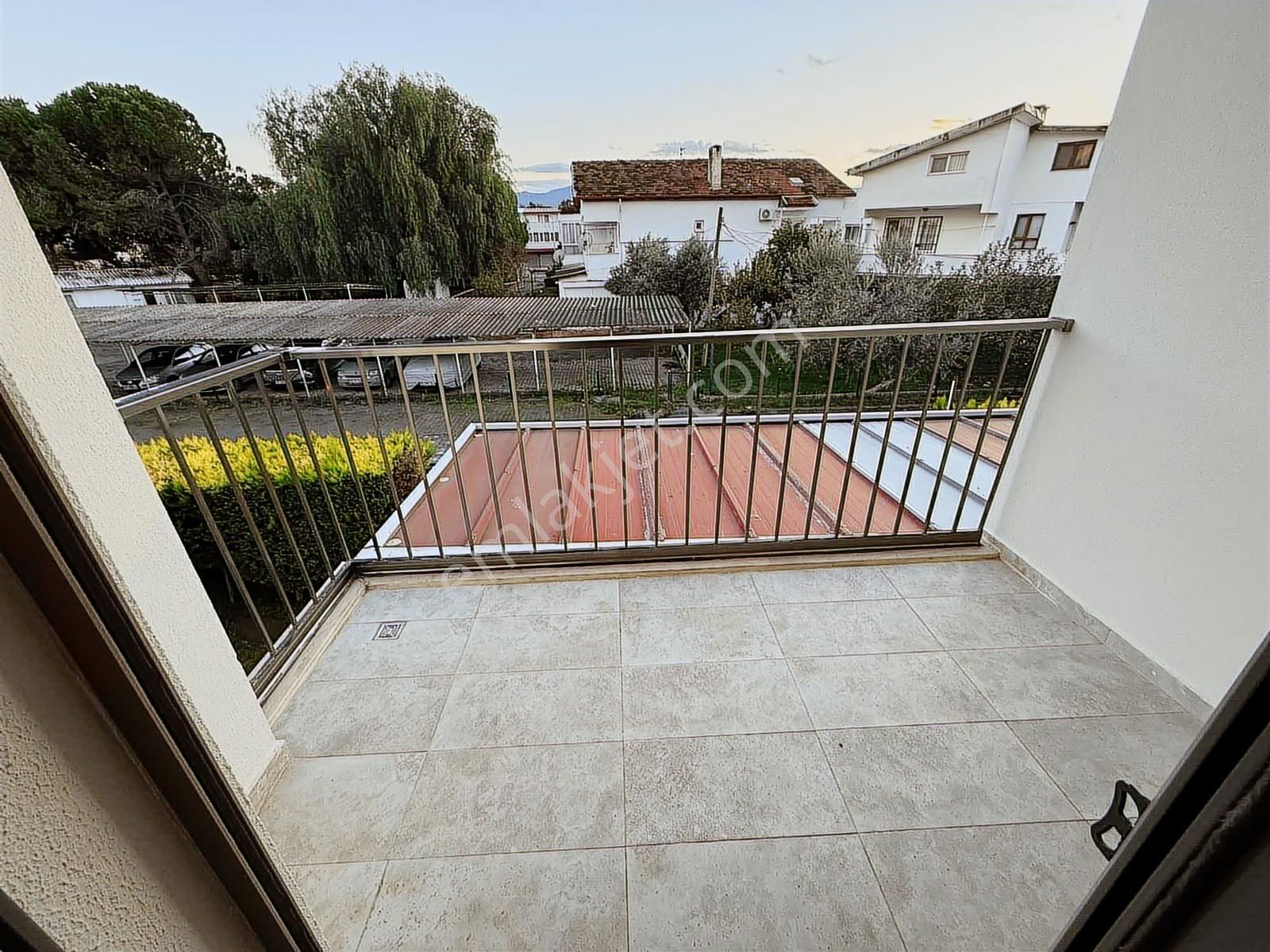 Kuşadası Karaova Avm Yakını Satılık 75 M2 Tabanlı 3+1 Villa - Görsel 18