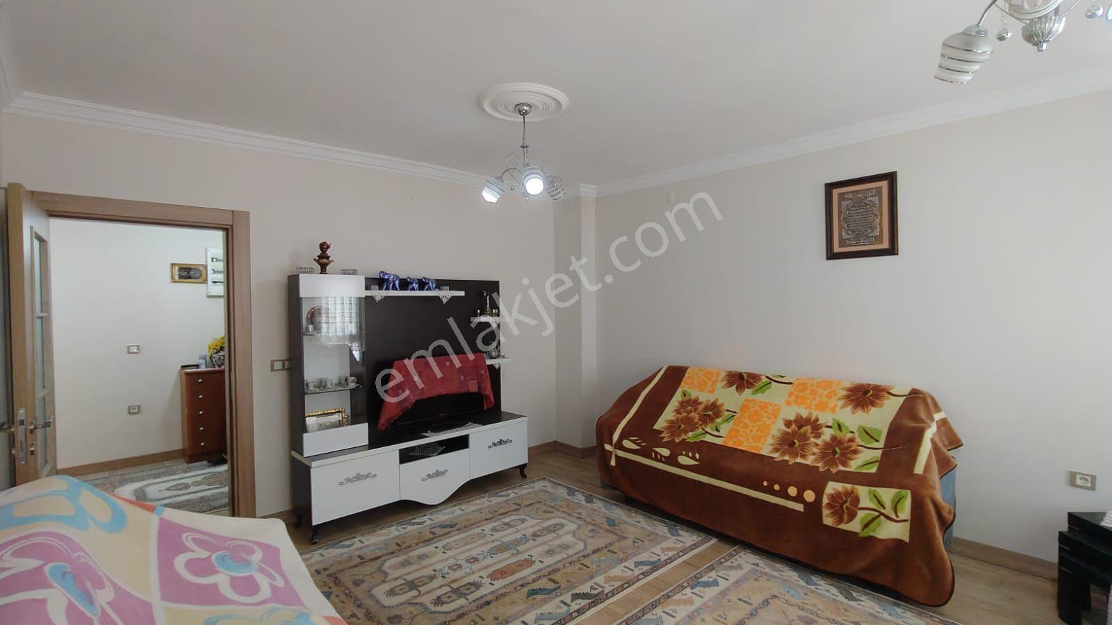🏡akgedik Mahallesi 🏡 ✅2+1 M2 90 3 Katlınım 3 Katı ❇️kombi Petekli - Görsel 12