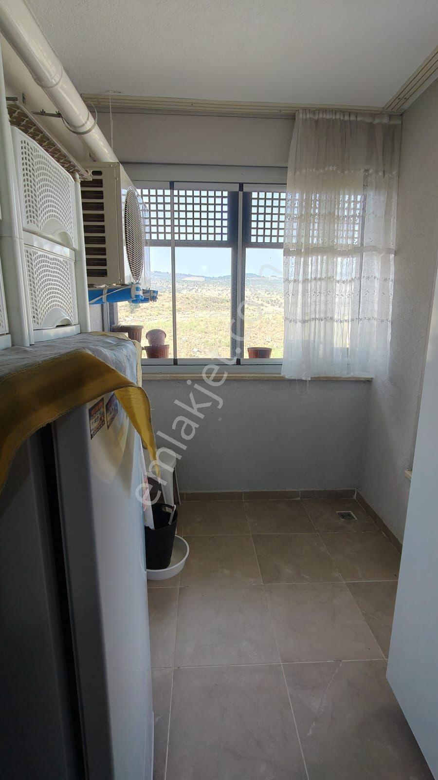 🏡akgedik Mahallesi 🏡 ✅2+1 M2 90 3 Katlınım 3 Katı ❇️kombi Petekli - Görsel 9