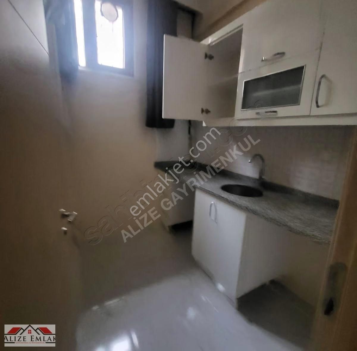 Alizeden Halkalı Kavaklı Mevkiinde Yeni Bina Baĥçekatı - Görsel 13