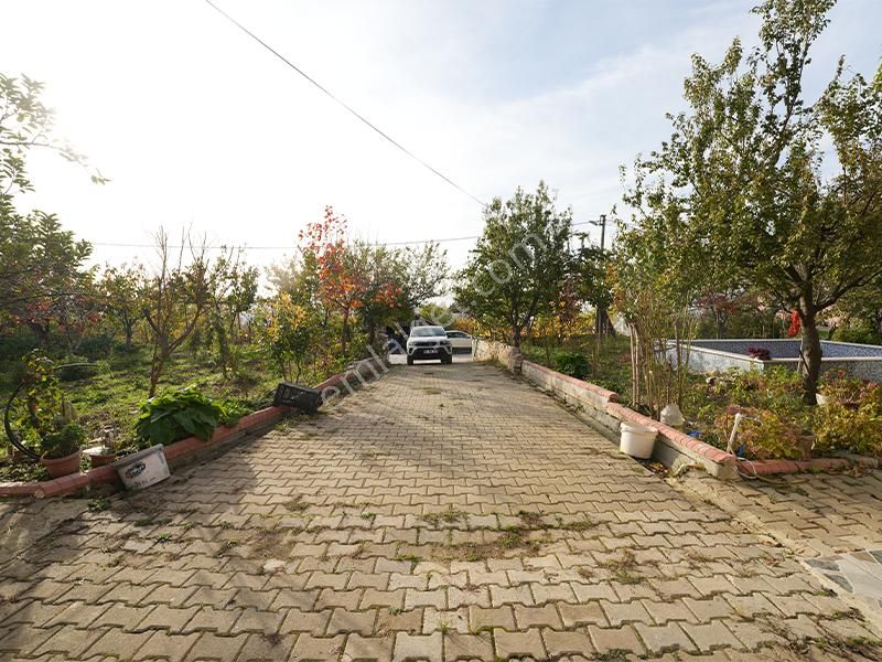 C21 Cius; Adliye Köyünde Deniz Manzaralı 2 Katlı Bahçeli Ev - Görsel 4