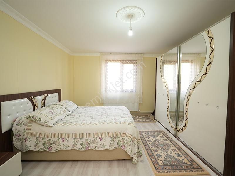 C21 Cius; Adliye Köyünde Deniz Manzaralı 2 Katlı Bahçeli Ev - Görsel 16