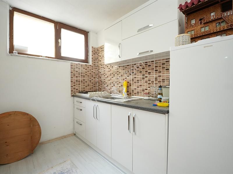 C21 Cius; Adliye Köyünde Deniz Manzaralı 2 Katlı Bahçeli Ev - Görsel 21