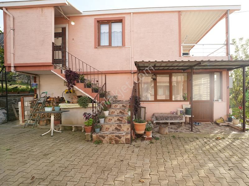 C21 Cius; Adliye Köyünde Deniz Manzaralı 2 Katlı Bahçeli Ev - Görsel 18