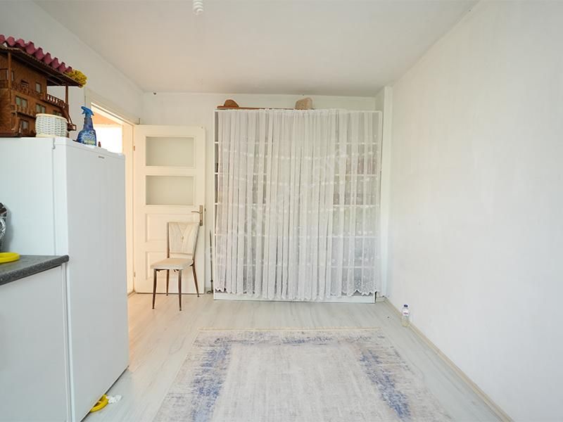 C21 Cius; Adliye Köyünde Deniz Manzaralı 2 Katlı Bahçeli Ev - Görsel 22