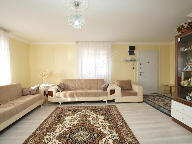 C21 Cius; Adliye Köyünde Deniz Manzaralı 2 Katlı Bahçeli Ev - Görsel 8