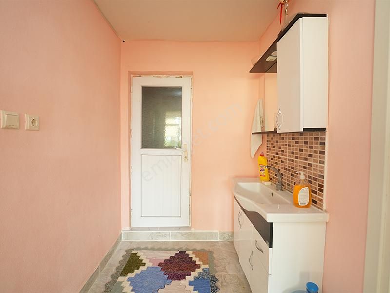 C21 Cius; Adliye Köyünde Deniz Manzaralı 2 Katlı Bahçeli Ev - Görsel 28