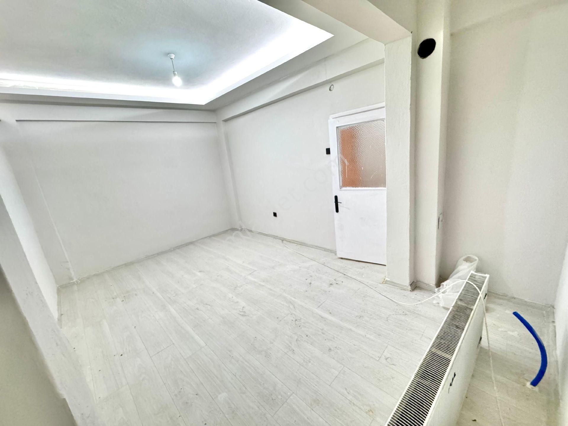 Lider Gayrimenkul'den Kadifekale Mh. 2+1 İçi Full Yapılı Fırsat Daire - Görsel 9