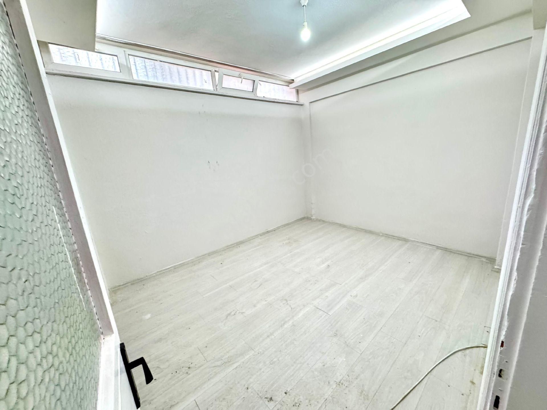 Lider Gayrimenkul'den Kadifekale Mh. 2+1 İçi Full Yapılı Fırsat Daire - Görsel 10