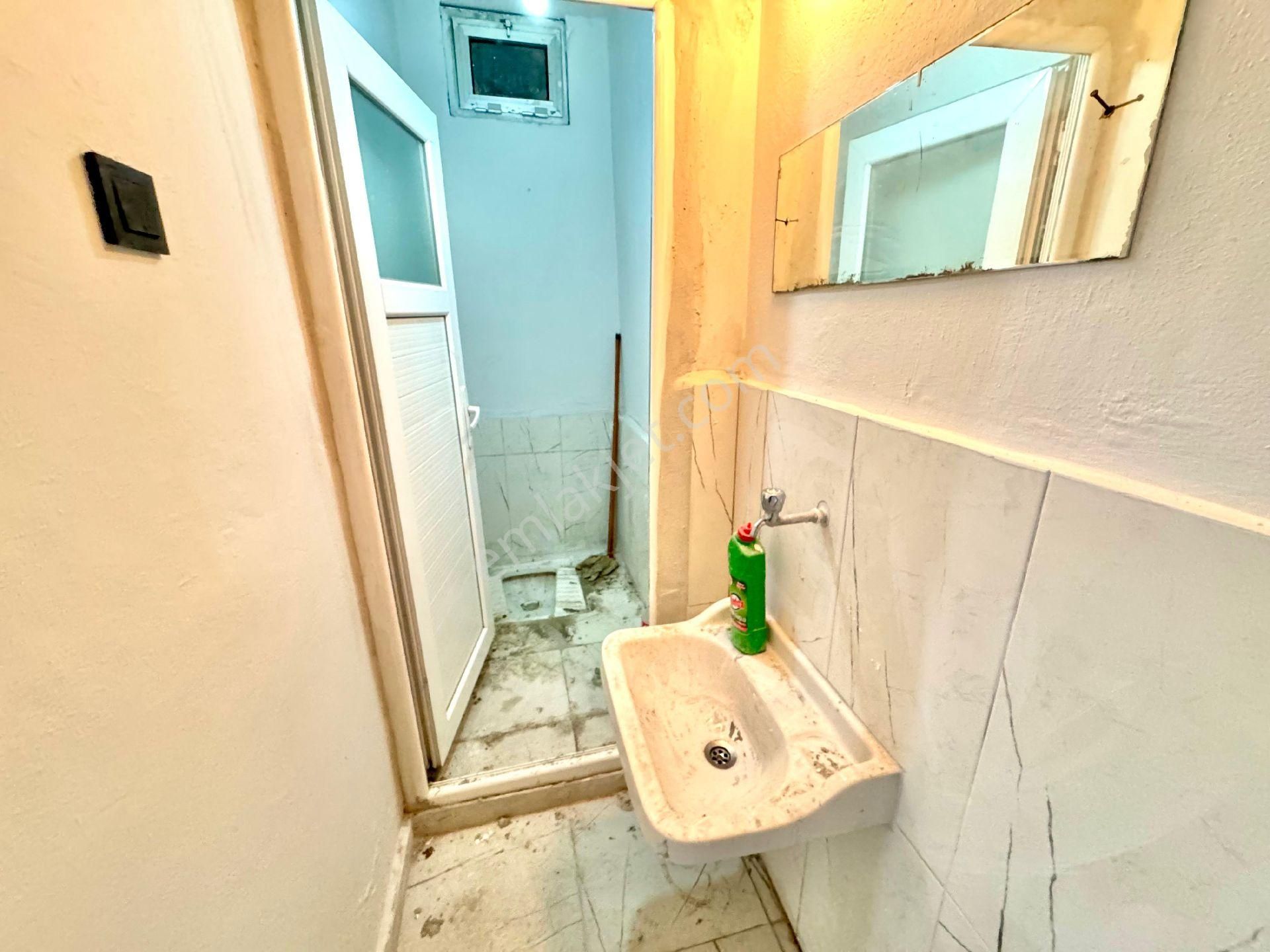 Lider Gayrimenkul'den Kadifekale Mh. 2+1 İçi Full Yapılı Fırsat Daire - Görsel 19