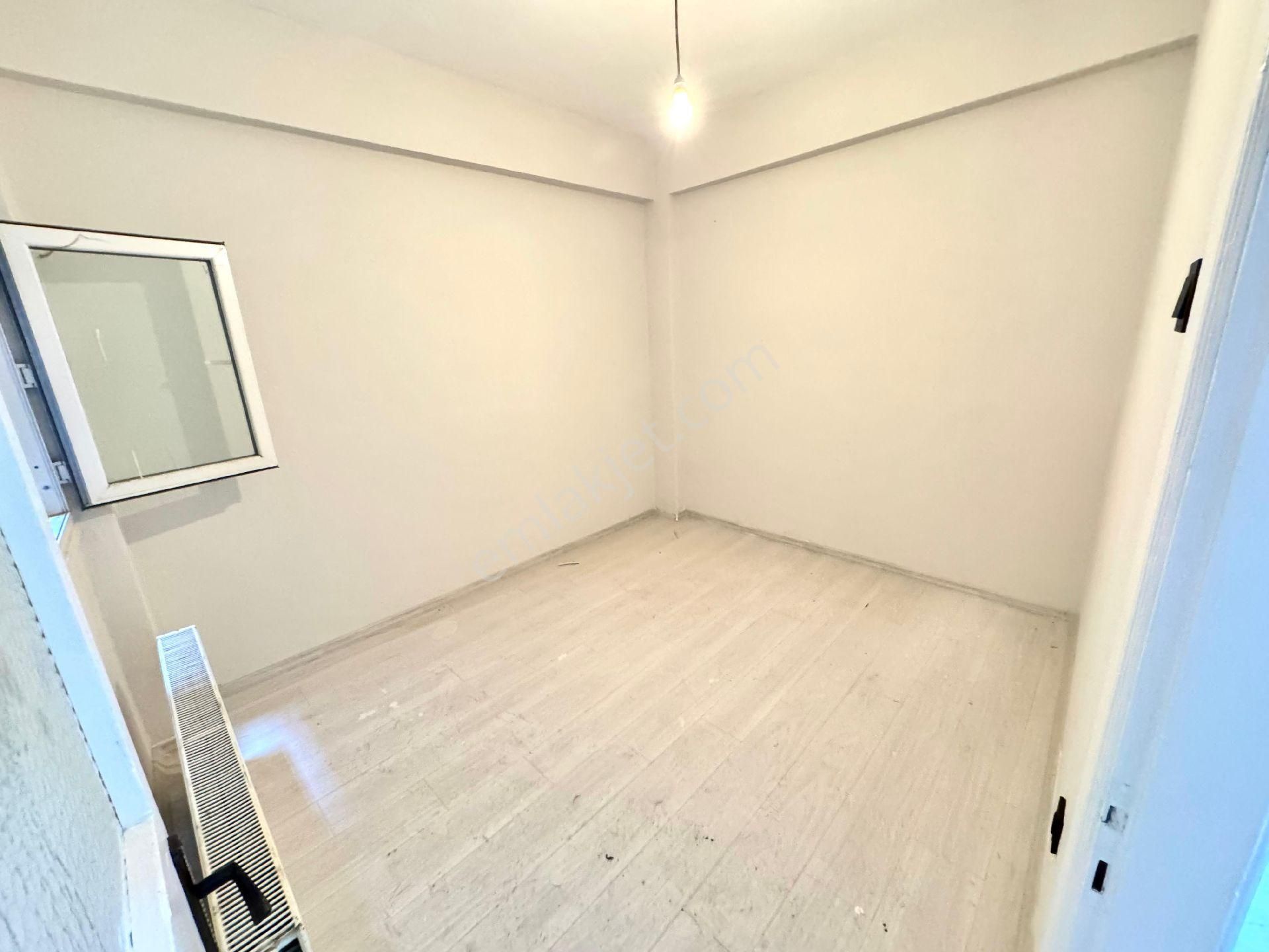 Lider Gayrimenkul'den Kadifekale Mh. 2+1 İçi Full Yapılı Fırsat Daire - Görsel 11