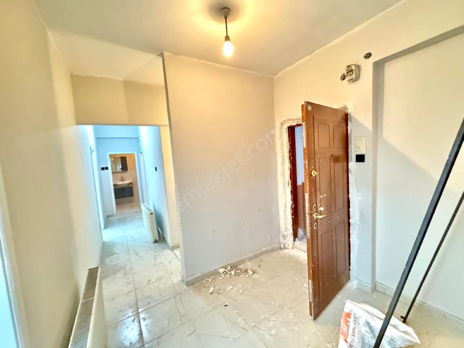 Lider Gayrimenkul'den Kadifekale Mh. 2+1 İçi Full Yapılı Fırsat Daire - Görsel 15