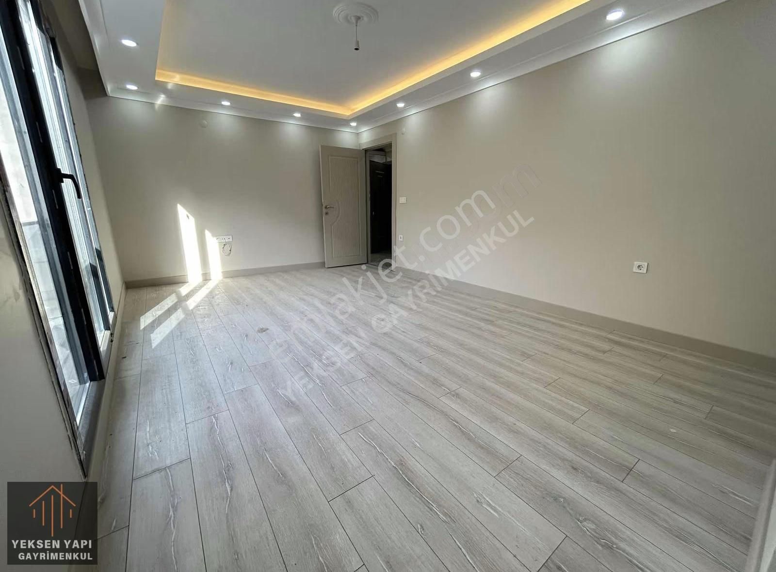 Sefaköy İnönü'de 2+1 Hediyeli Arakat Sıfır Daire - Görsel 3