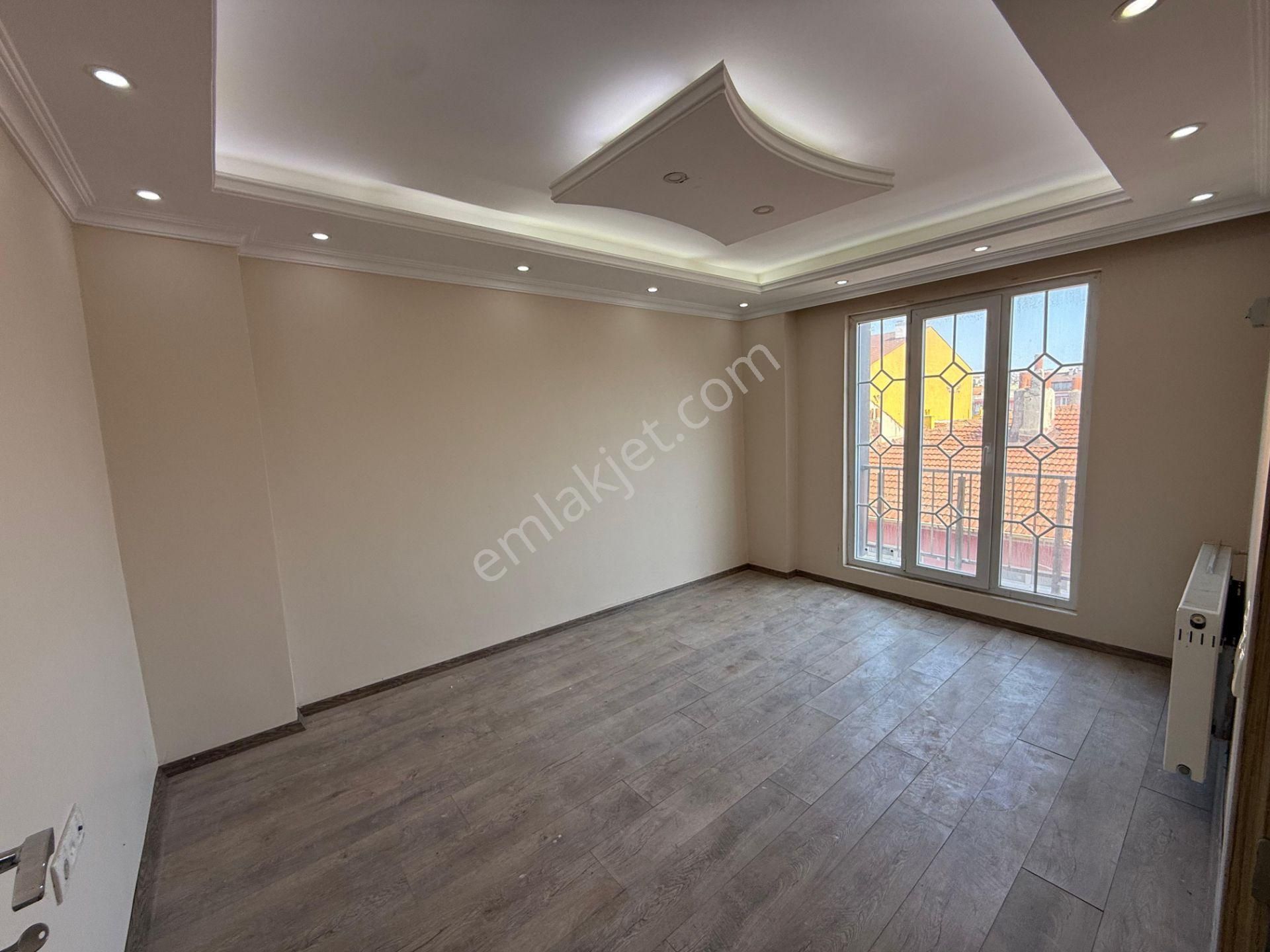 Büşra Gayrimenkulden Çarşı Merkezde Satılık Dublex Daire 4+1 Kat 5 Asansörlü İskanlı Kat Mülkiyetli - Görsel 23