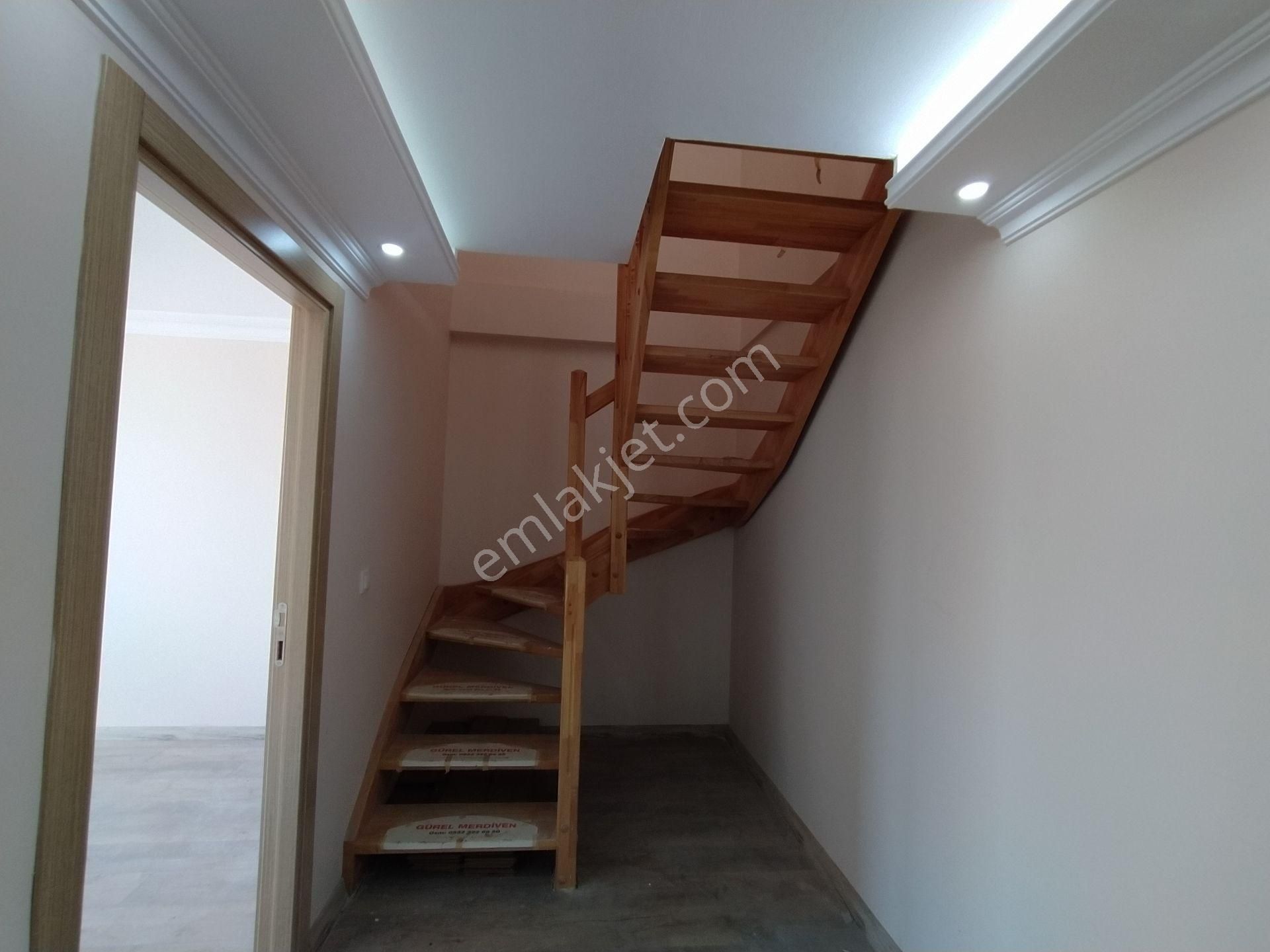 Büşra Gayrimenkulden Çarşı Merkezde Satılık Dublex Daire 4+1 Kat 5 Asansörlü İskanlı Kat Mülkiyetli - Görsel 7