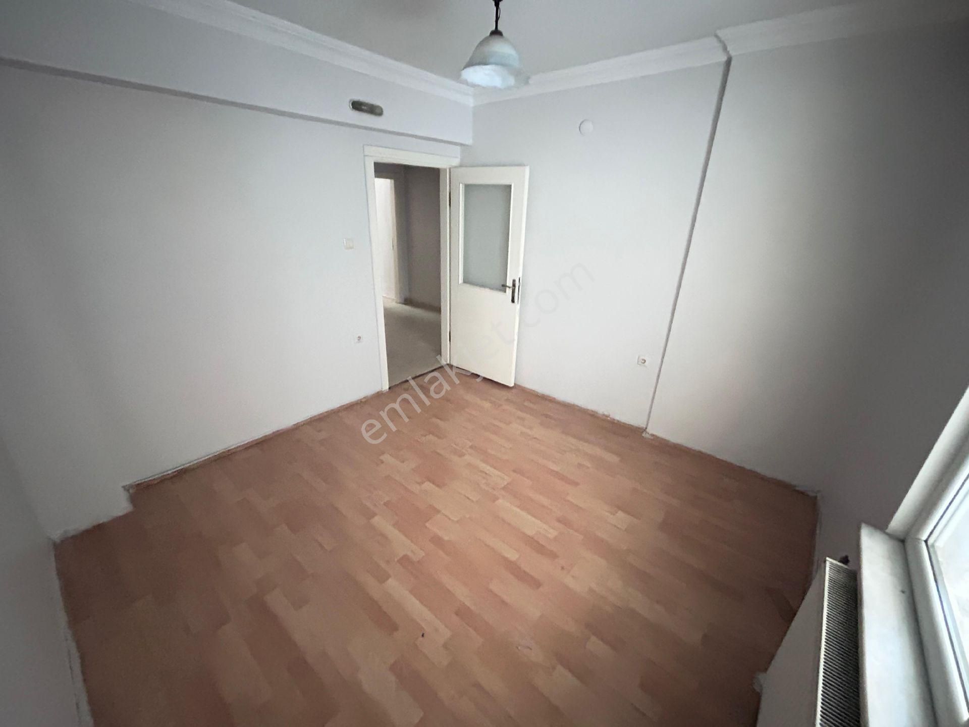 Lider Gayrimenkul'den Yenidoğan Mh. 2+1 İçi Özel Yapım 15 Yıllık Daire - Görsel 9