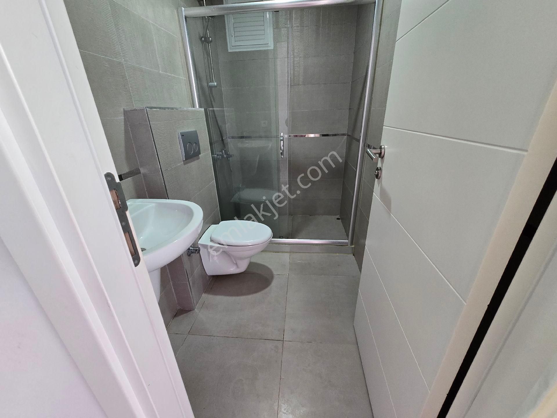 Ümraniye Merkezde Lüx Ebeveyn Banyolu 2+1 Daire Finans Merkzine 5 Dakika - Görsel 10