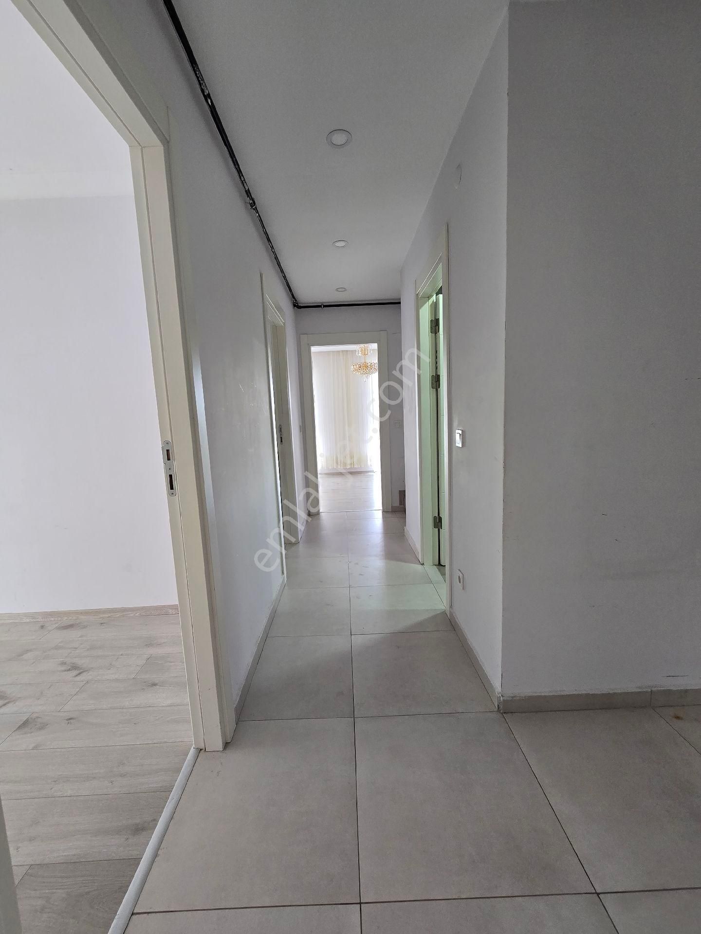 Ümraniye Merkezde Lüx Ebeveyn Banyolu 2+1 Daire Finans Merkzine 5 Dakika - Görsel 11