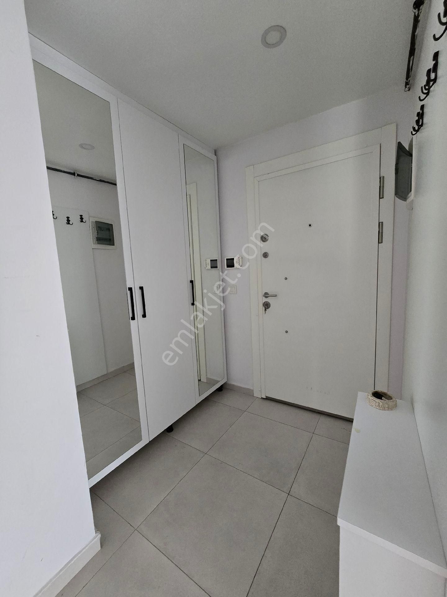 Ümraniye Merkezde Lüx Ebeveyn Banyolu 2+1 Daire Finans Merkzine 5 Dakika - Görsel 4