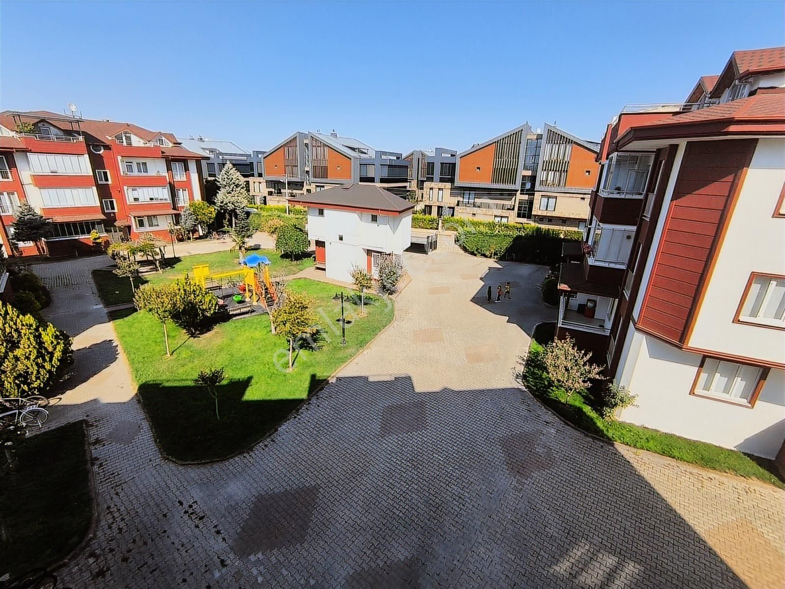 Kariyer'den Aykent Sitesi Mahmudiye Mh 175m² 4+1 Satılık Dubleks - Görsel 19