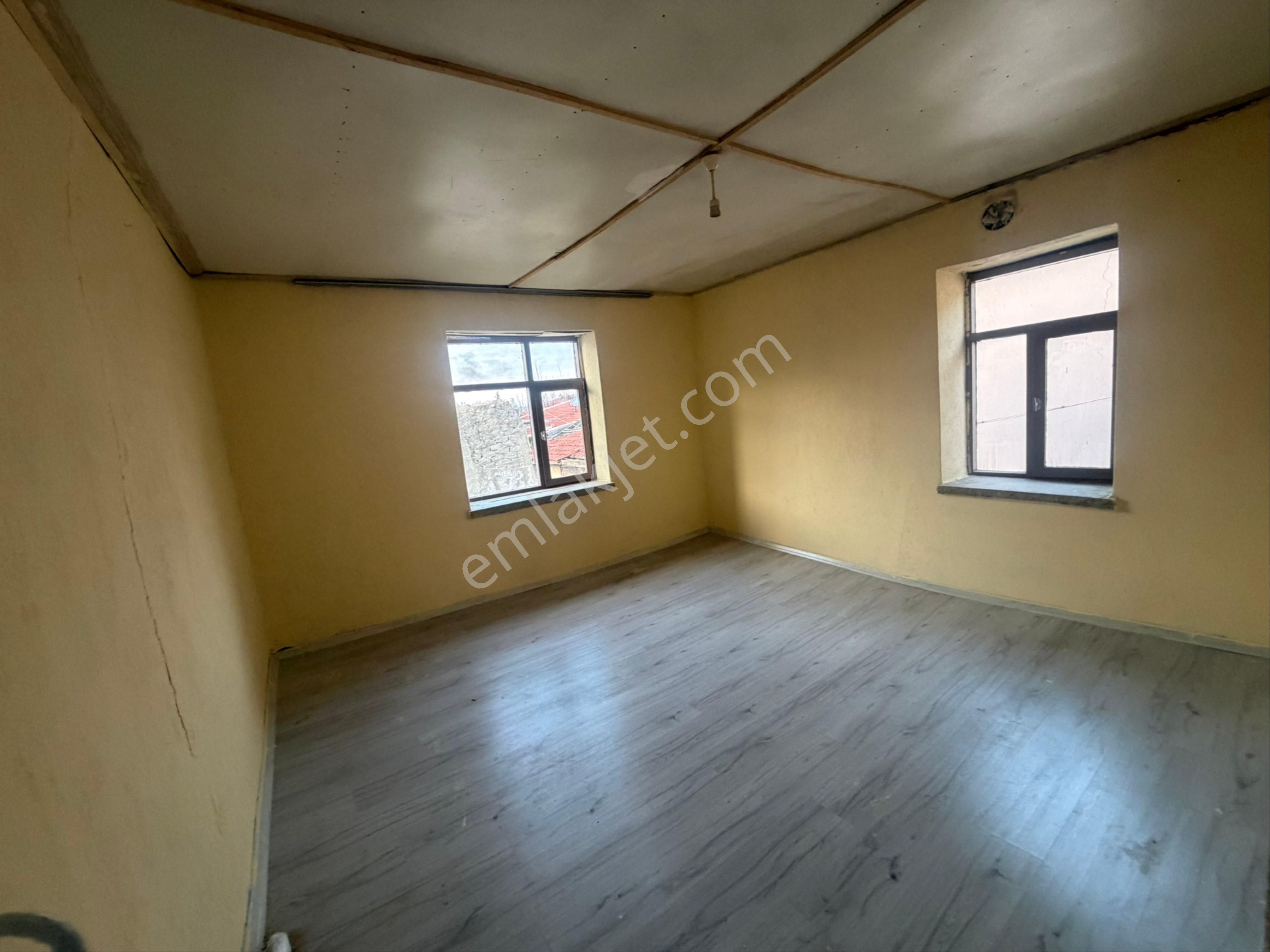 Tunçez Gm Salı Pazarı Cvr Satılık İki Katlı Müstakil - Görsel 5