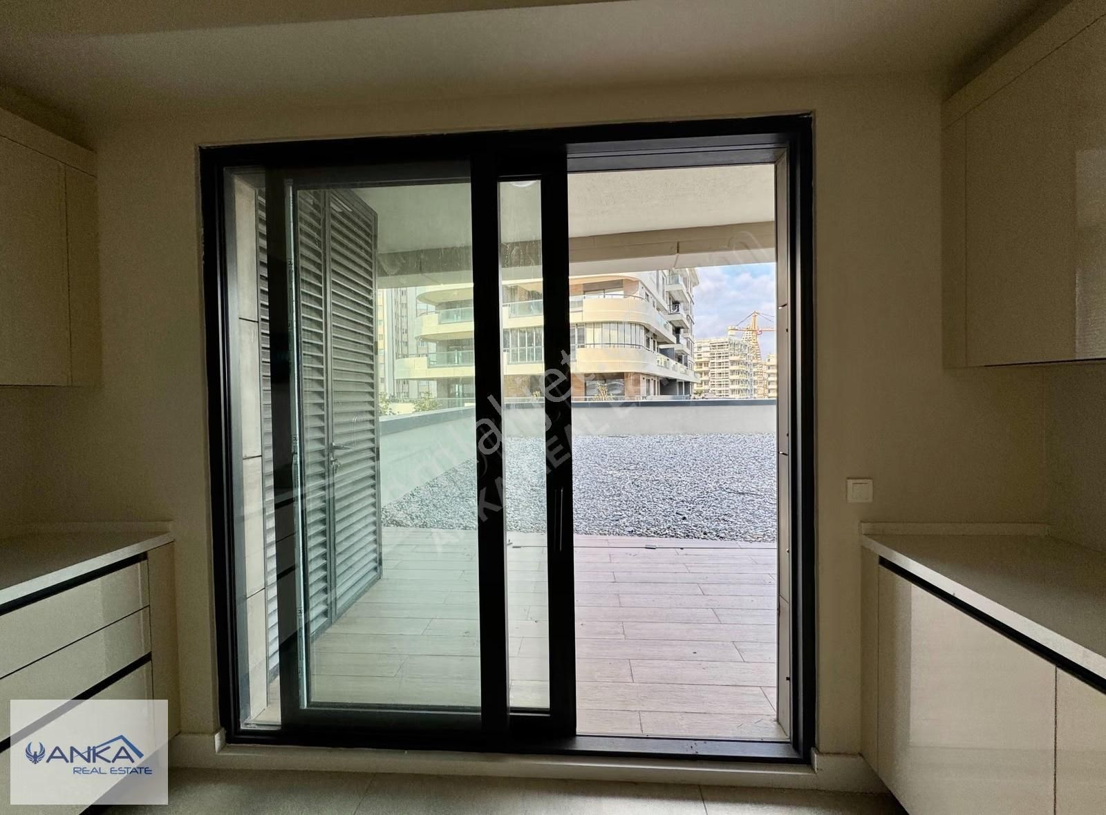 Batı Yakası Projesi Kat Bahçeli Kapalı Mutfaklı 2+1 Kiralık - Görsel 27