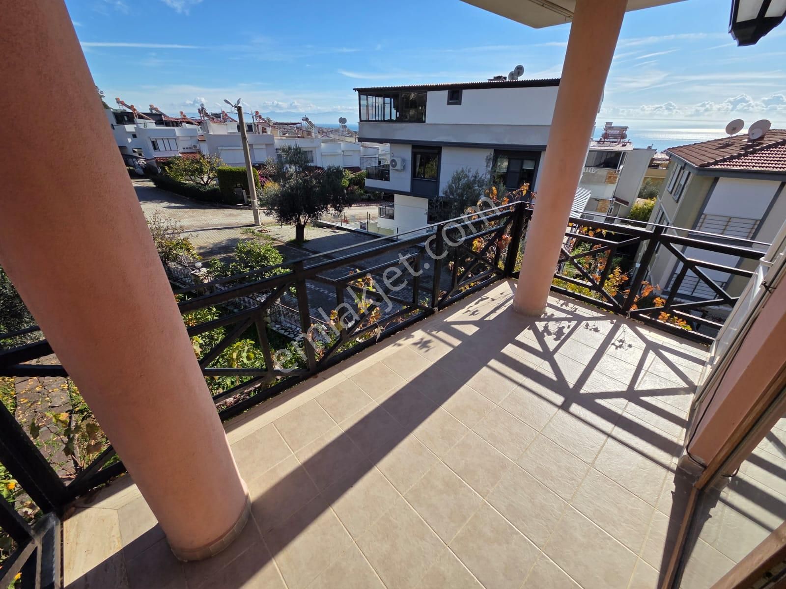 Altınoluk İlkbahar'dan Şehir İçinde Elit Mevkiide 350m² Arsa İçinde 7+2 Müstakil Köşe Villa - Görsel 22
