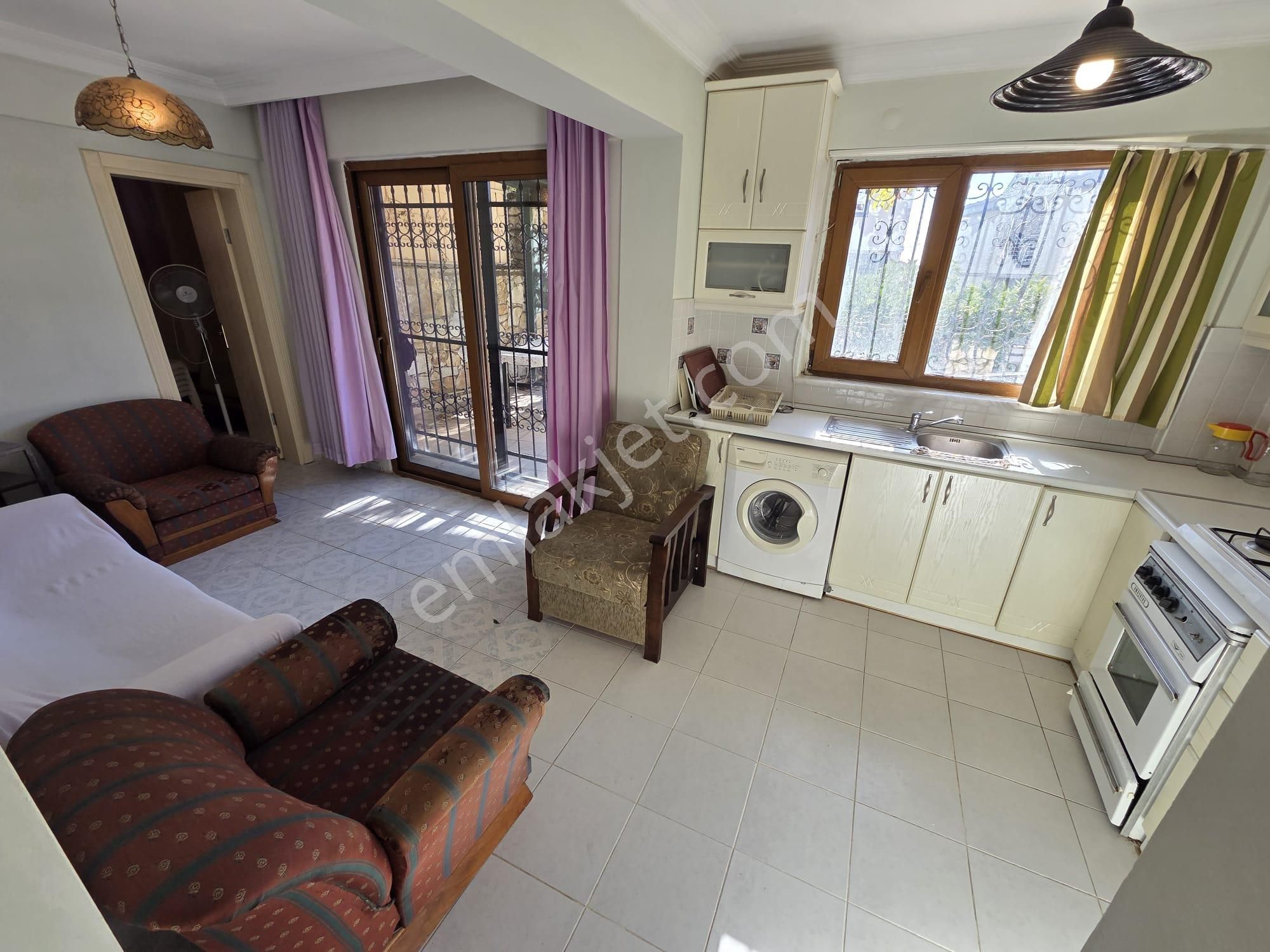 Altınoluk İlkbahar'dan Şehir İçinde Elit Mevkiide 350m² Arsa İçinde 7+2 Müstakil Köşe Villa - Görsel 31