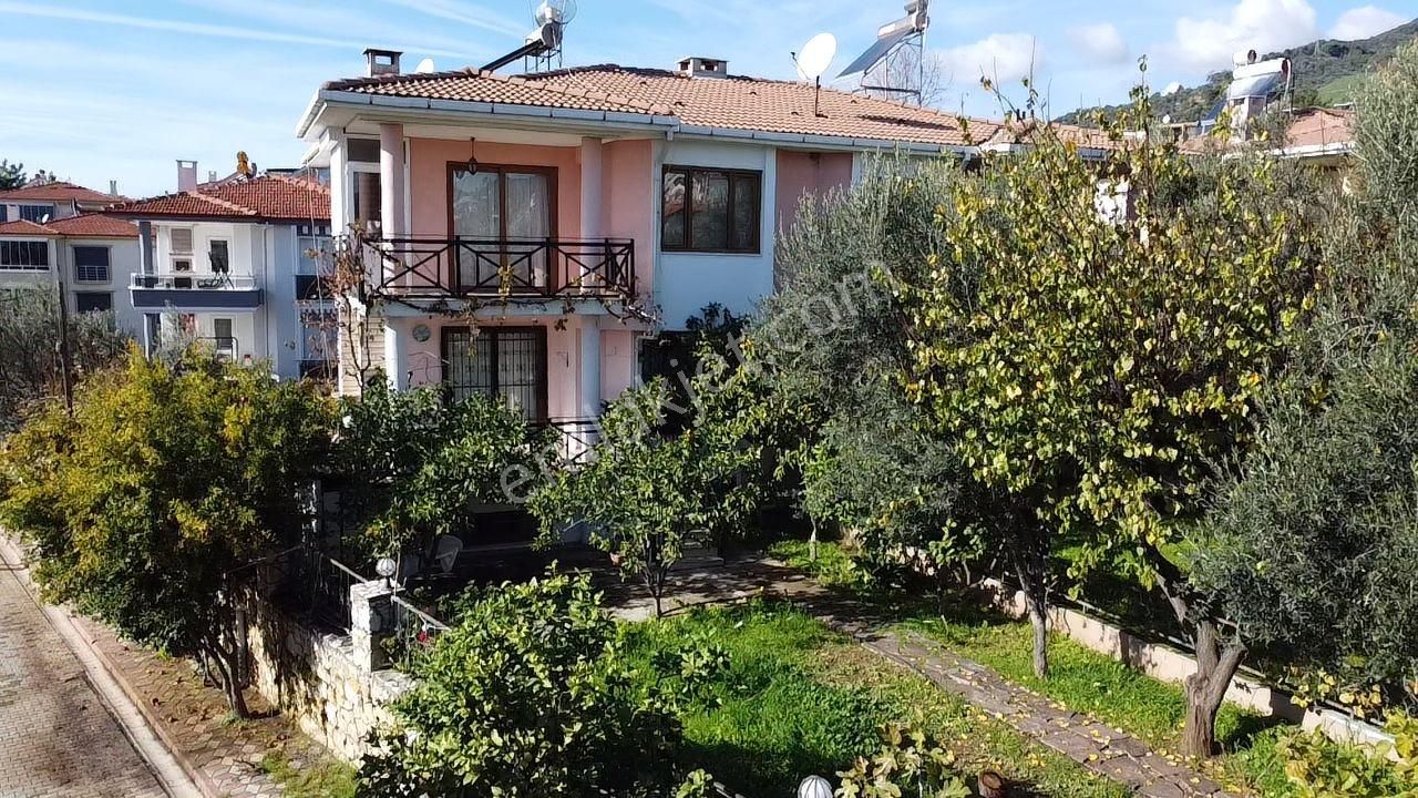 Altınoluk İlkbahar'dan Şehir İçinde Elit Mevkiide 350m² Arsa İçinde 7+2 Müstakil Köşe Villa - Görsel 4