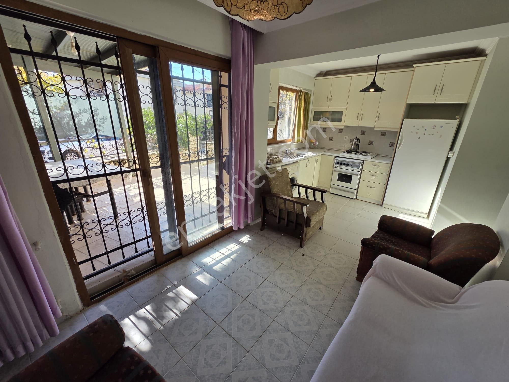 Altınoluk İlkbahar'dan Şehir İçinde Elit Mevkiide 350m² Arsa İçinde 7+2 Müstakil Köşe Villa - Görsel 29