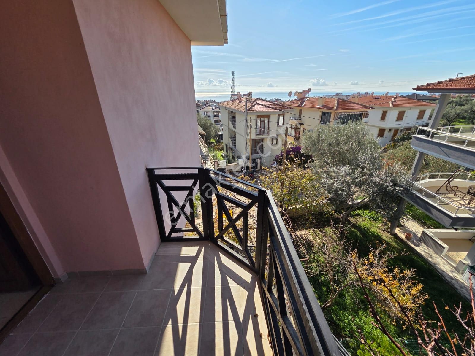 Altınoluk İlkbahar'dan Şehir İçinde Elit Mevkiide 350m² Arsa İçinde 7+2 Müstakil Köşe Villa - Görsel 24