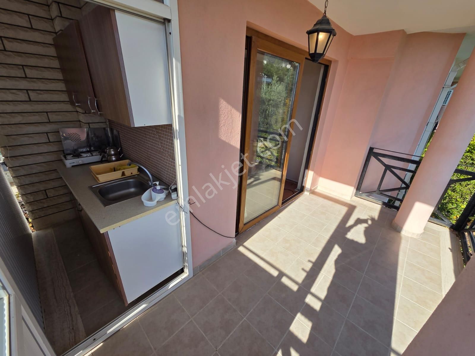 Altınoluk İlkbahar'dan Şehir İçinde Elit Mevkiide 350m² Arsa İçinde 7+2 Müstakil Köşe Villa - Görsel 18