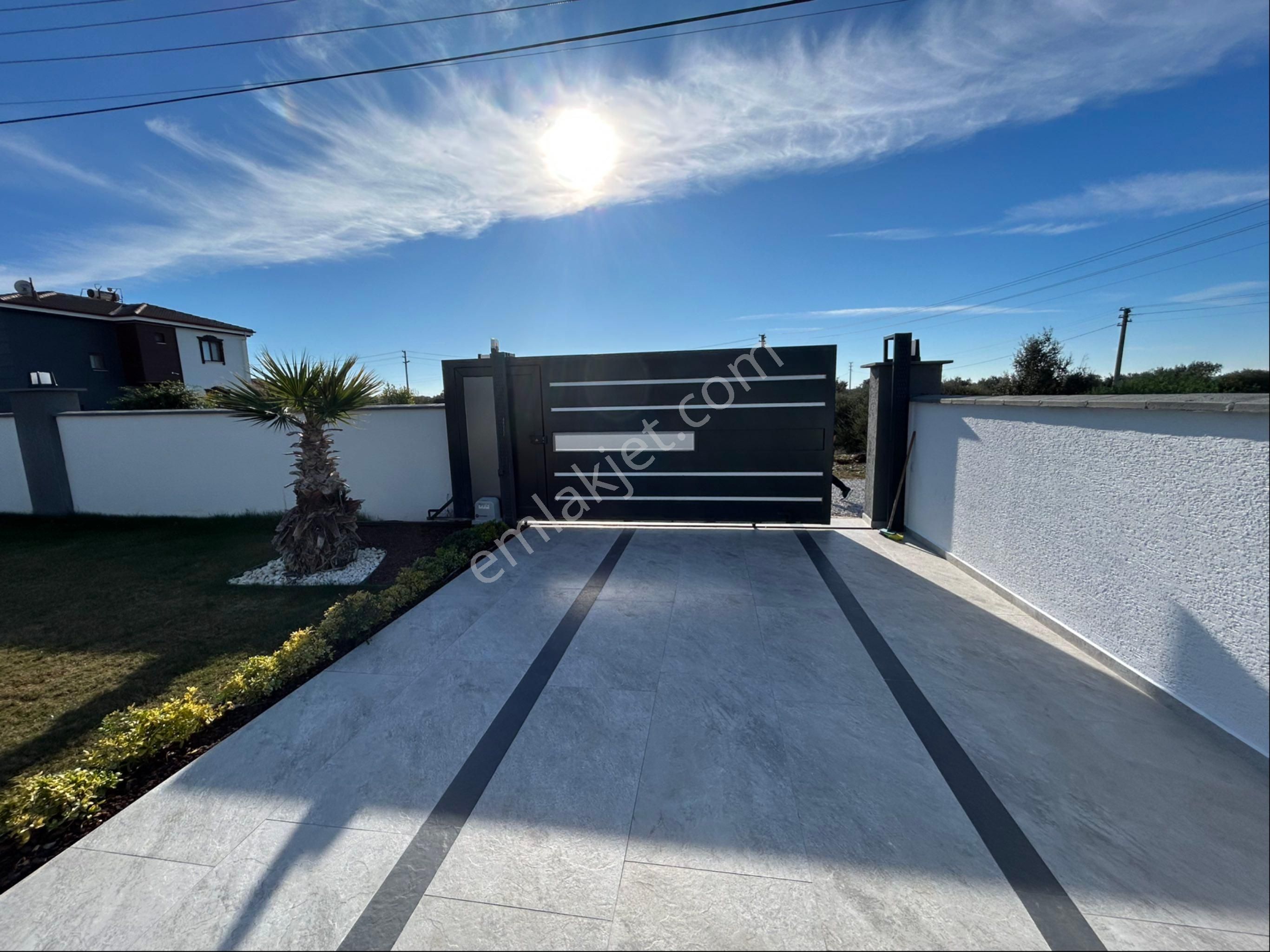 Didim Yeşiltepede 4+1 Eşyalı Lüks Villa - Görsel 8