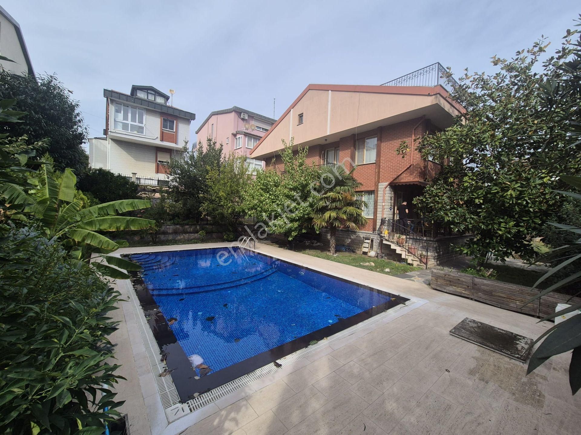 Kilyosta 786 M2 Arsa İçersin'de 6+2 Müstakil Havuzlu Villa .... - Görsel 2