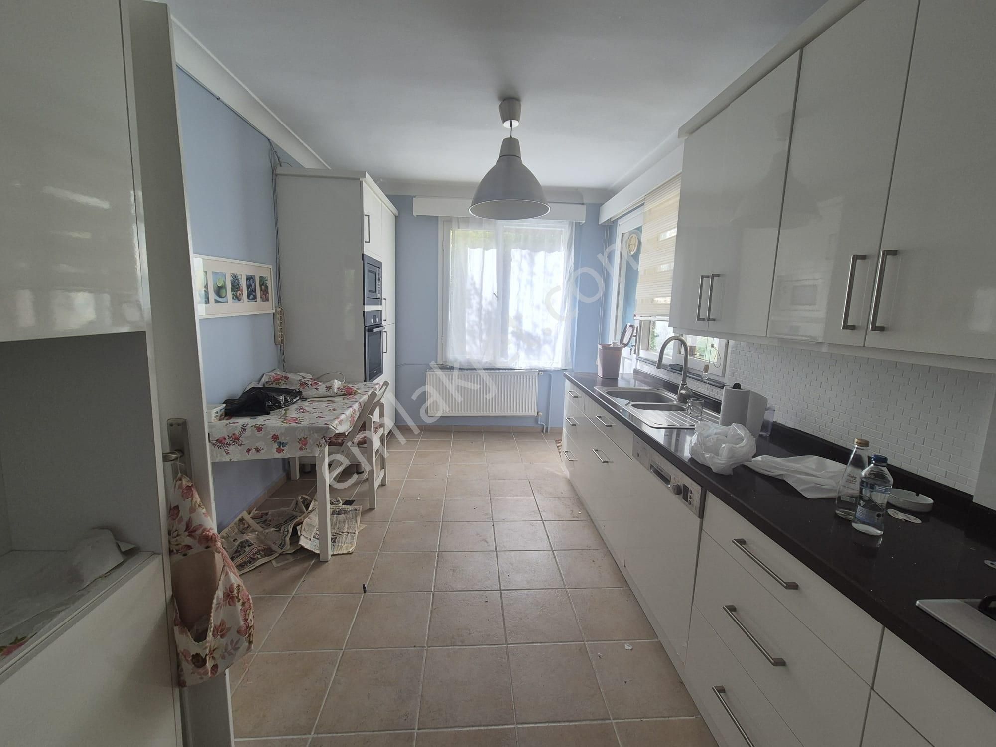 Kilyosta 786 M2 Arsa İçersin'de 6+2 Müstakil Havuzlu Villa .... - Görsel 7