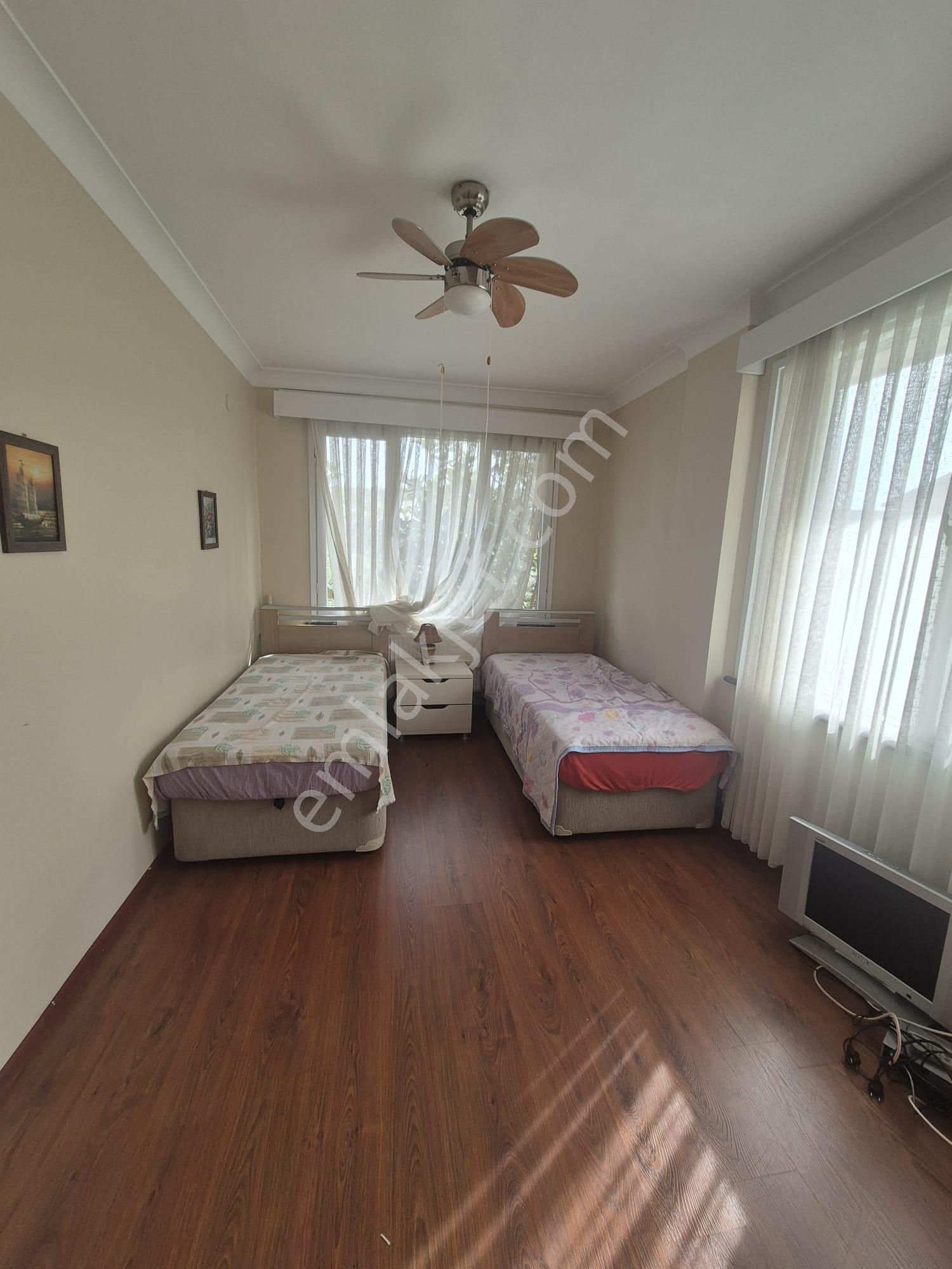 Kilyosta 786 M2 Arsa İçersin'de 6+2 Müstakil Havuzlu Villa .... - Görsel 11