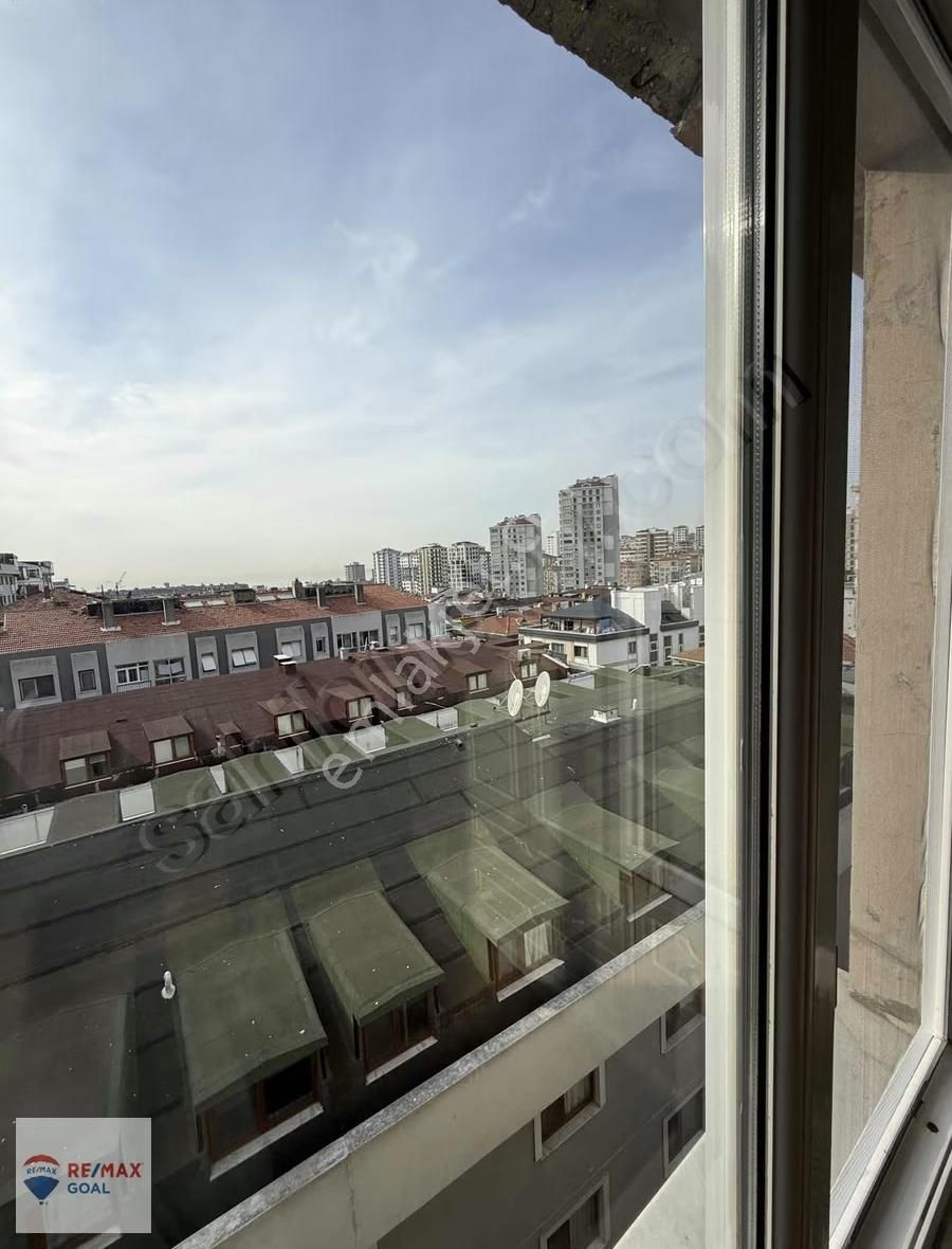 Cadde' Ye Yakın Deniz Manzaralı Dubleks Daire - Görsel 25